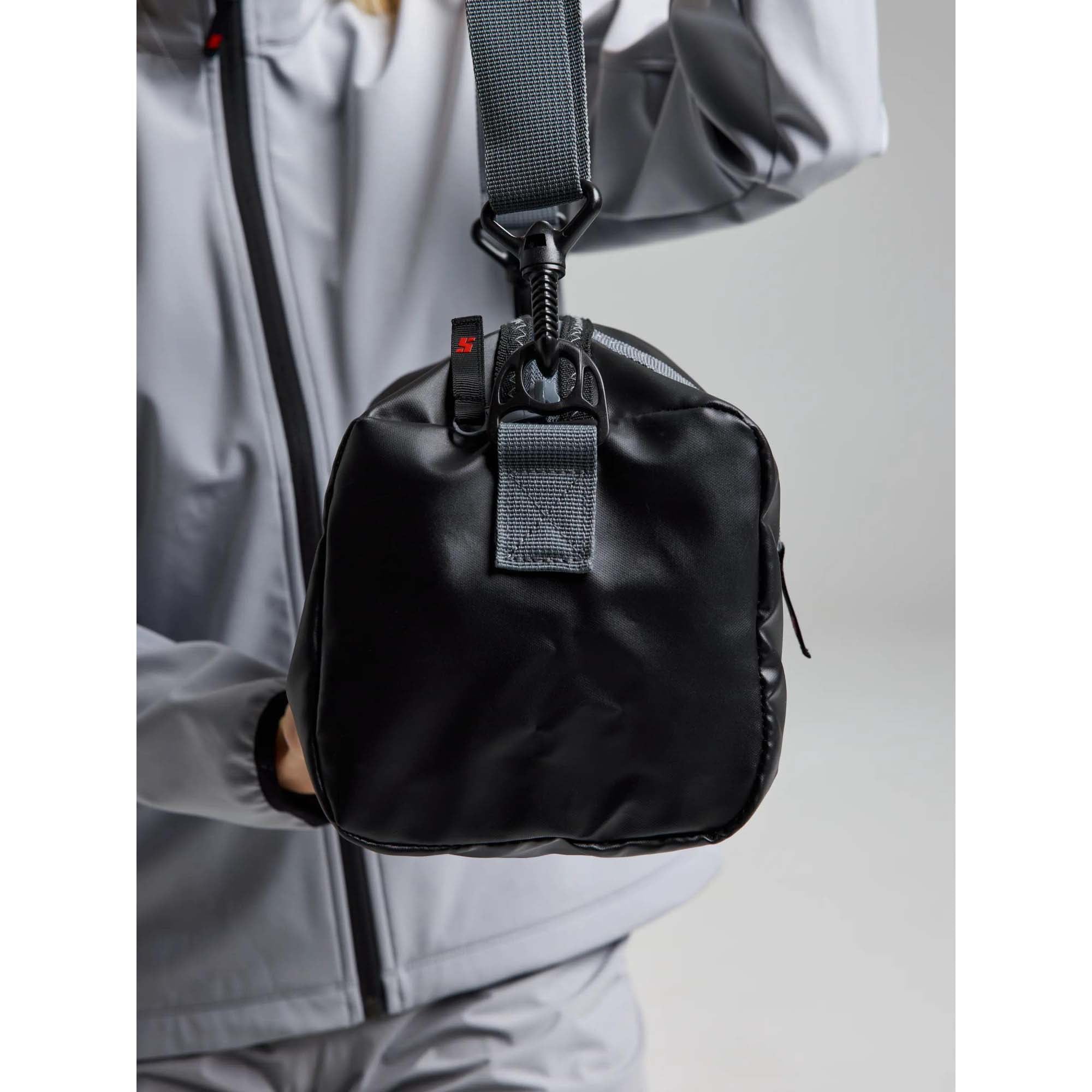 WR_DUFFLE_BAG_XS_A463008S00_W01_Image_3