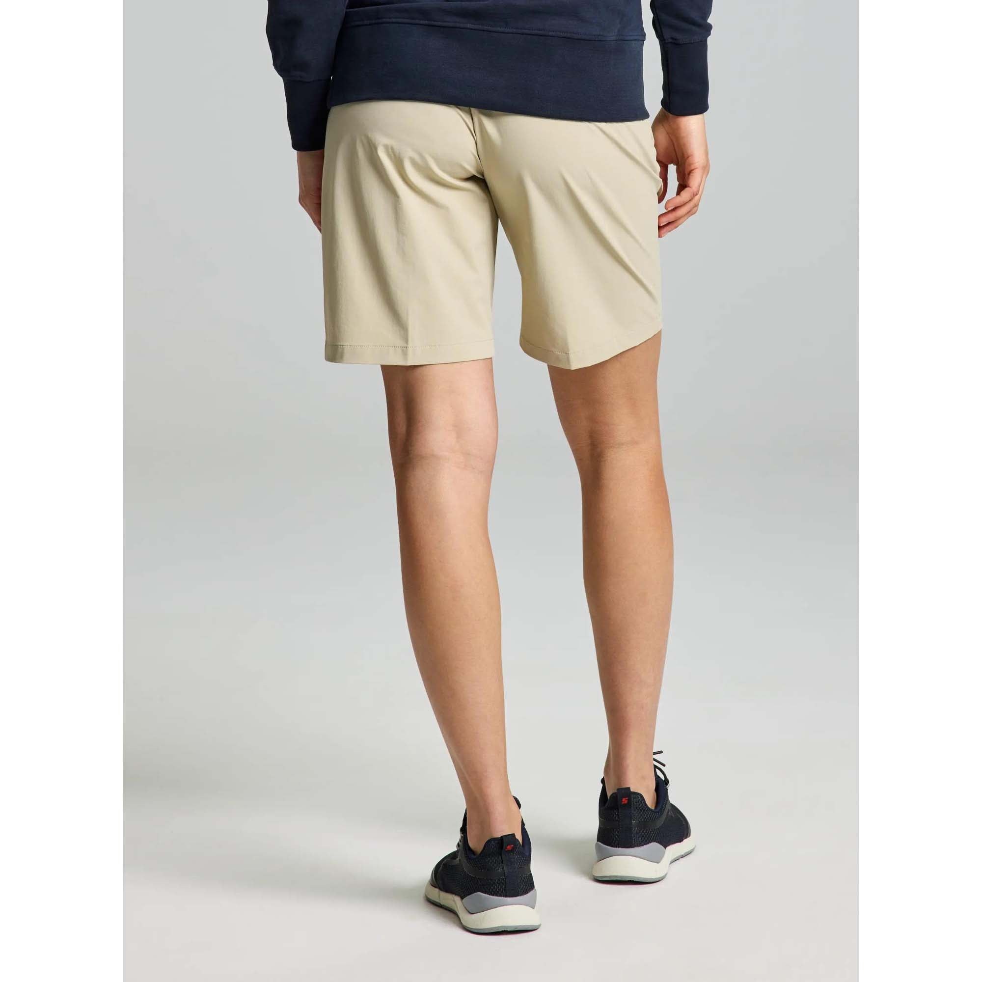 WS_TECH_CHINO_SHORT_A940005S01_W09_Image_2