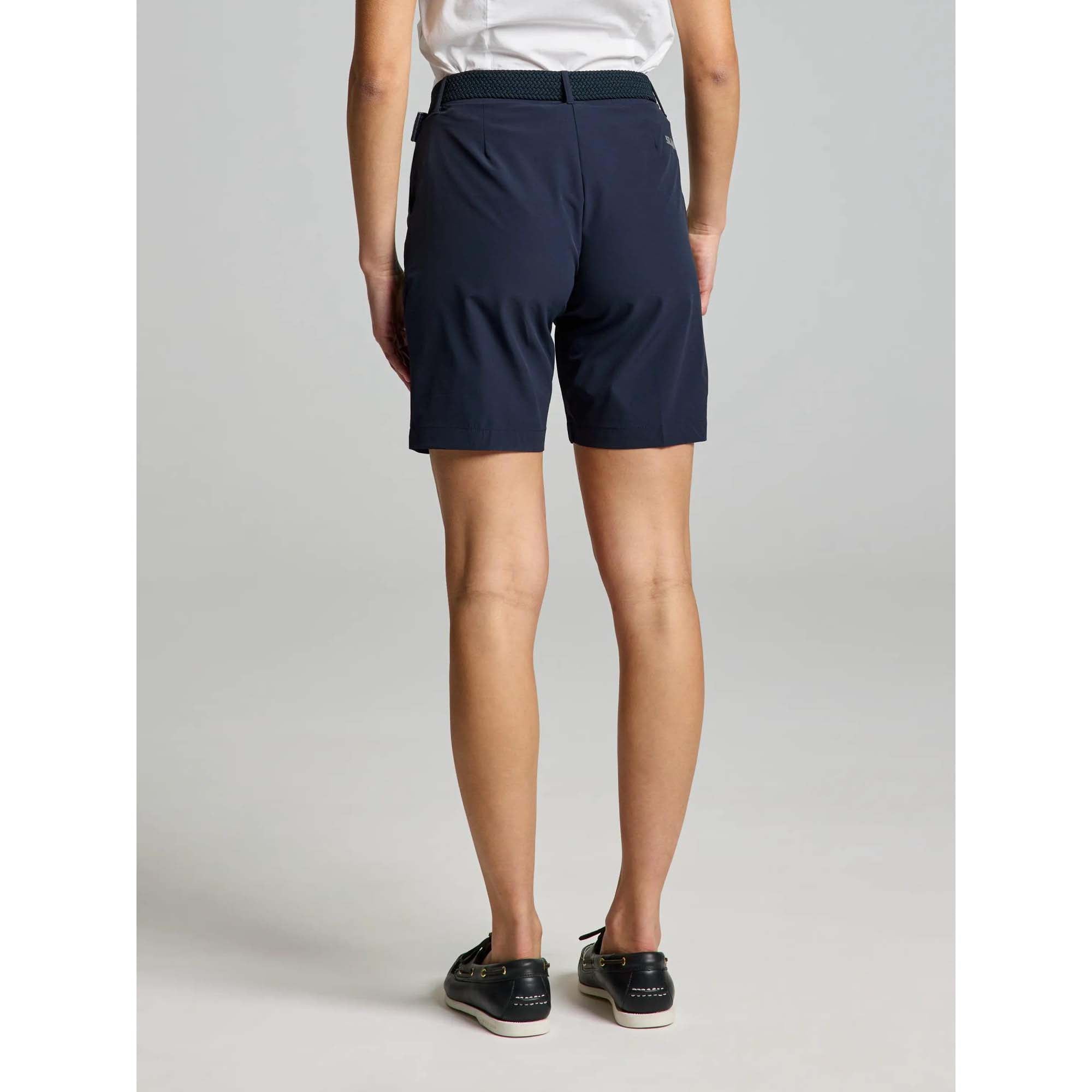 WS_TECH_CHINO_SHORT_A940005S01_W13_Image_2