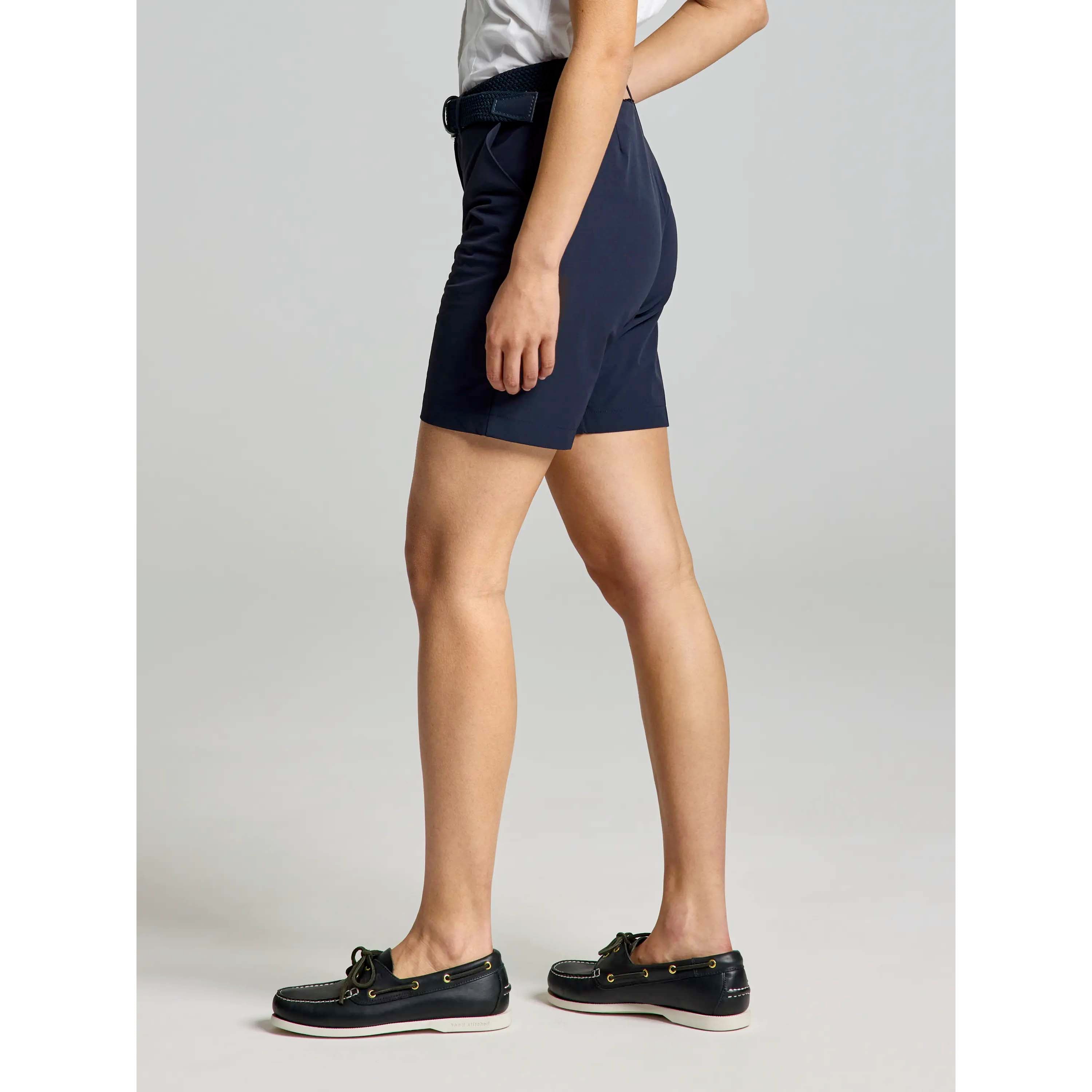 WS_TECH_CHINO_SHORT_A940005S01_W13_Image_4