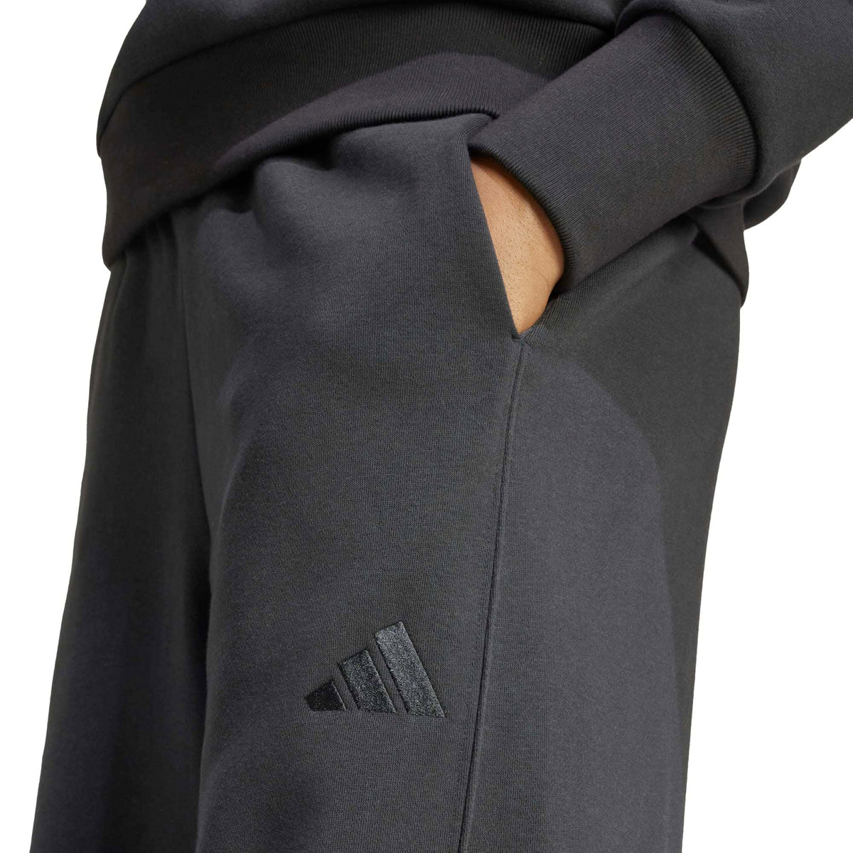 W_ALL_SZN_T_PT_JJ1281_BLACK_Image_4