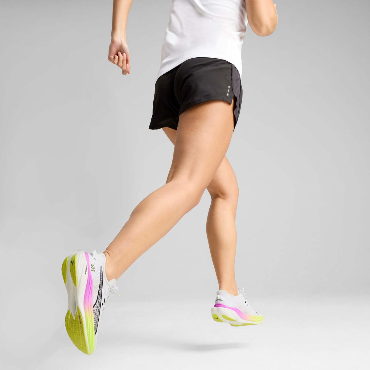 W_RUN_VELOCITY_3_SHORT_526585_01_Image_3