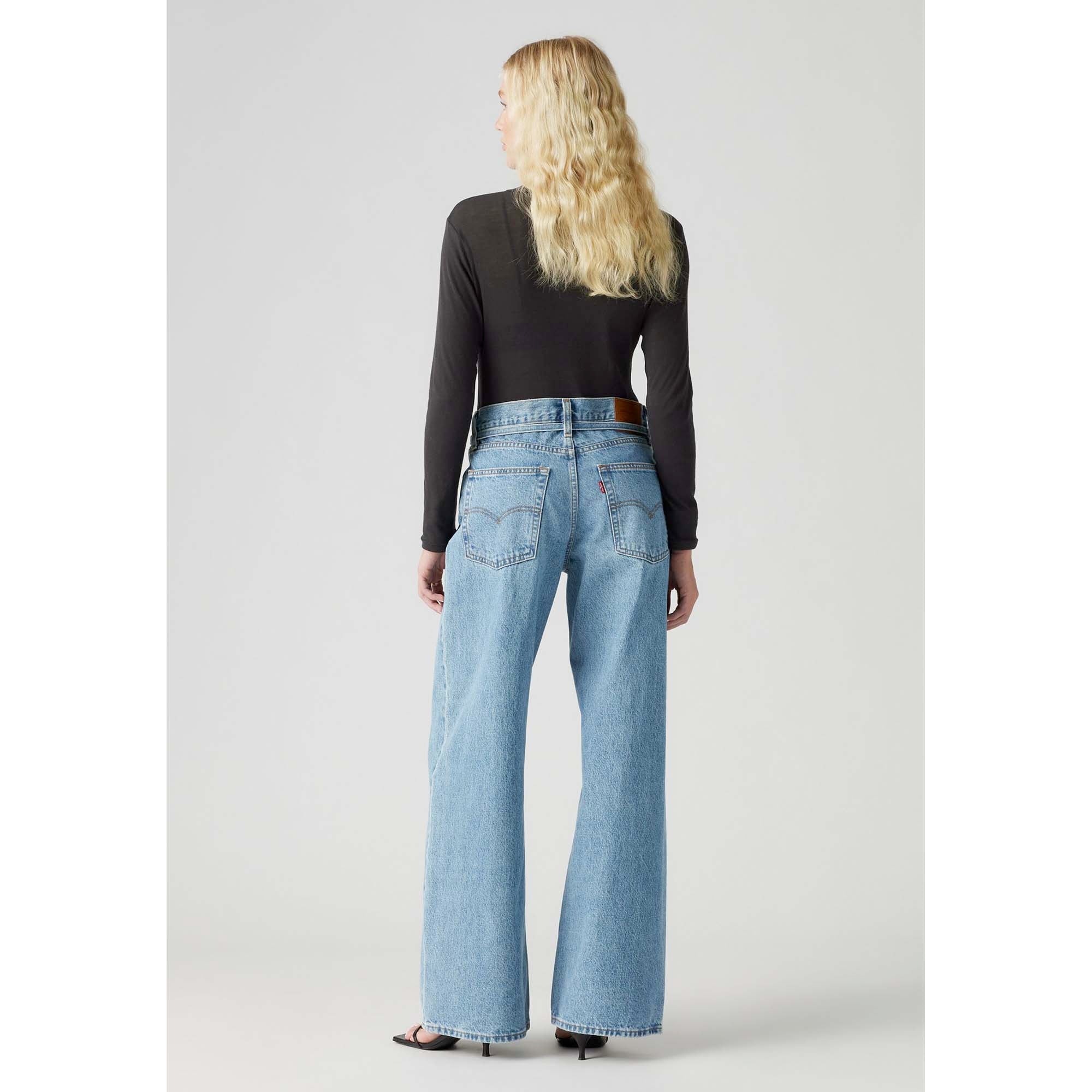 XL_STRAIGHT_THANKS_FRIEND_A8701_0004_Image_3