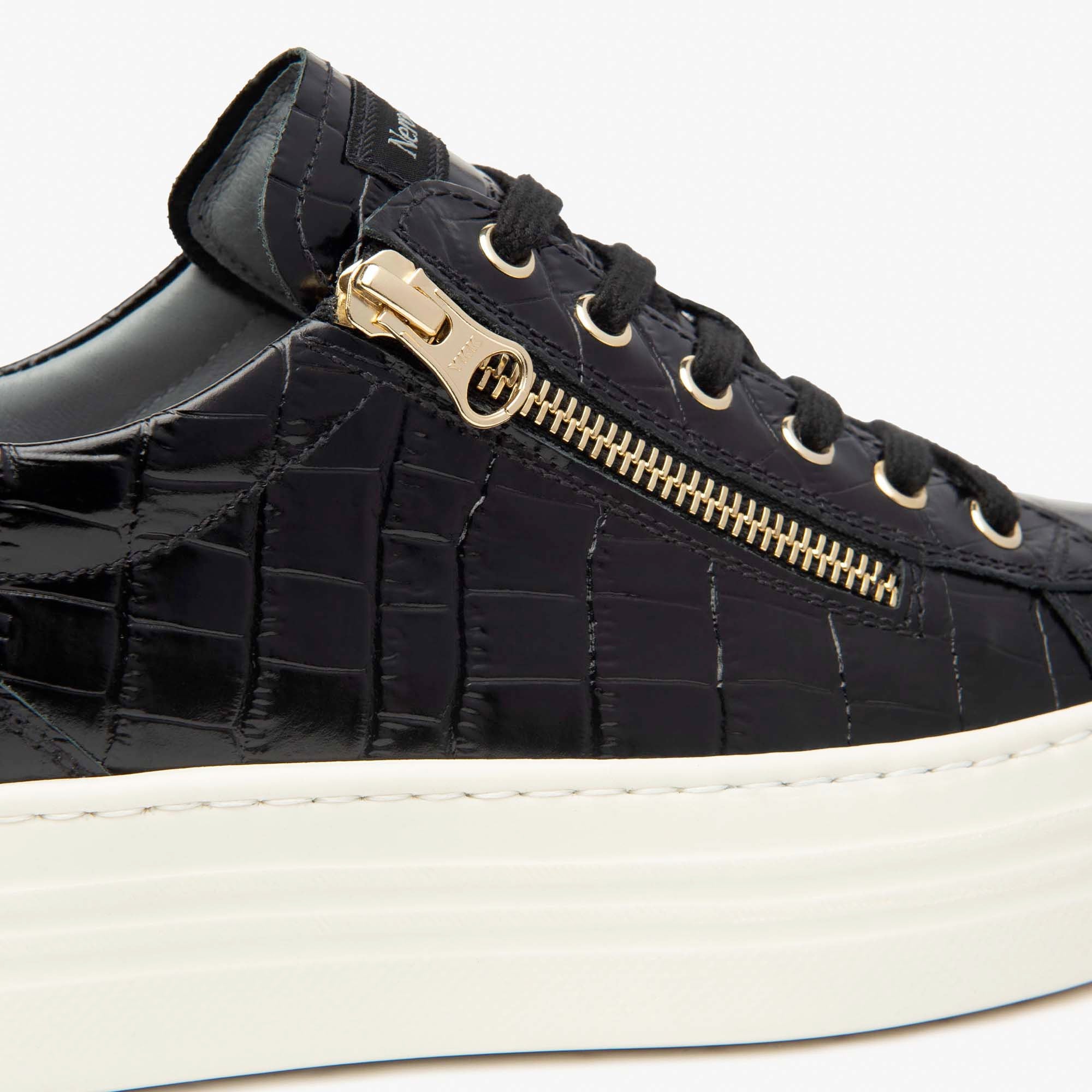 ZEUS_TBRILL_PLATINO_6074_PUMONODCAPRAIA_180_I514186D_100_Image_3