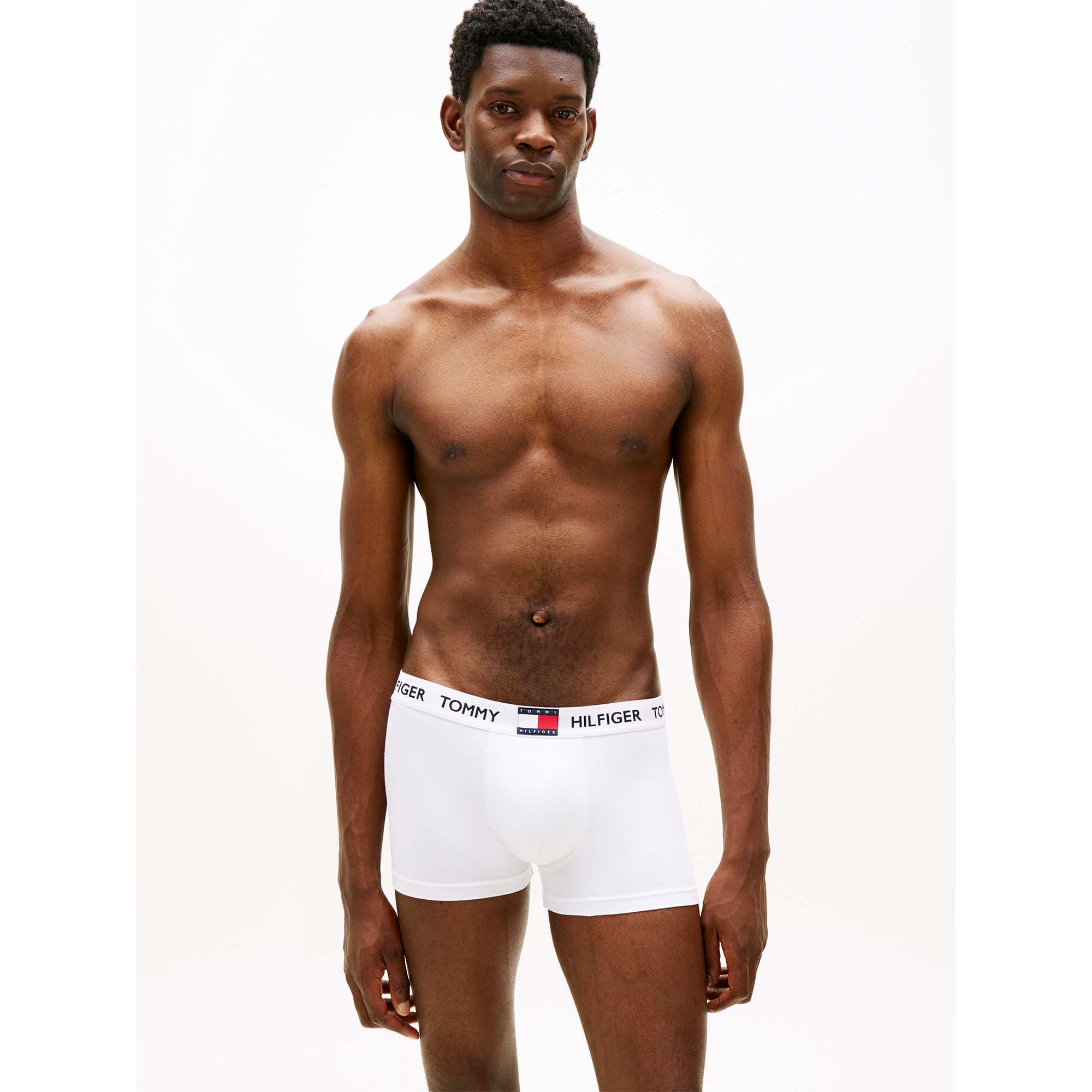 3P_TRUNK_UM0UM03835_0WH_Image_2