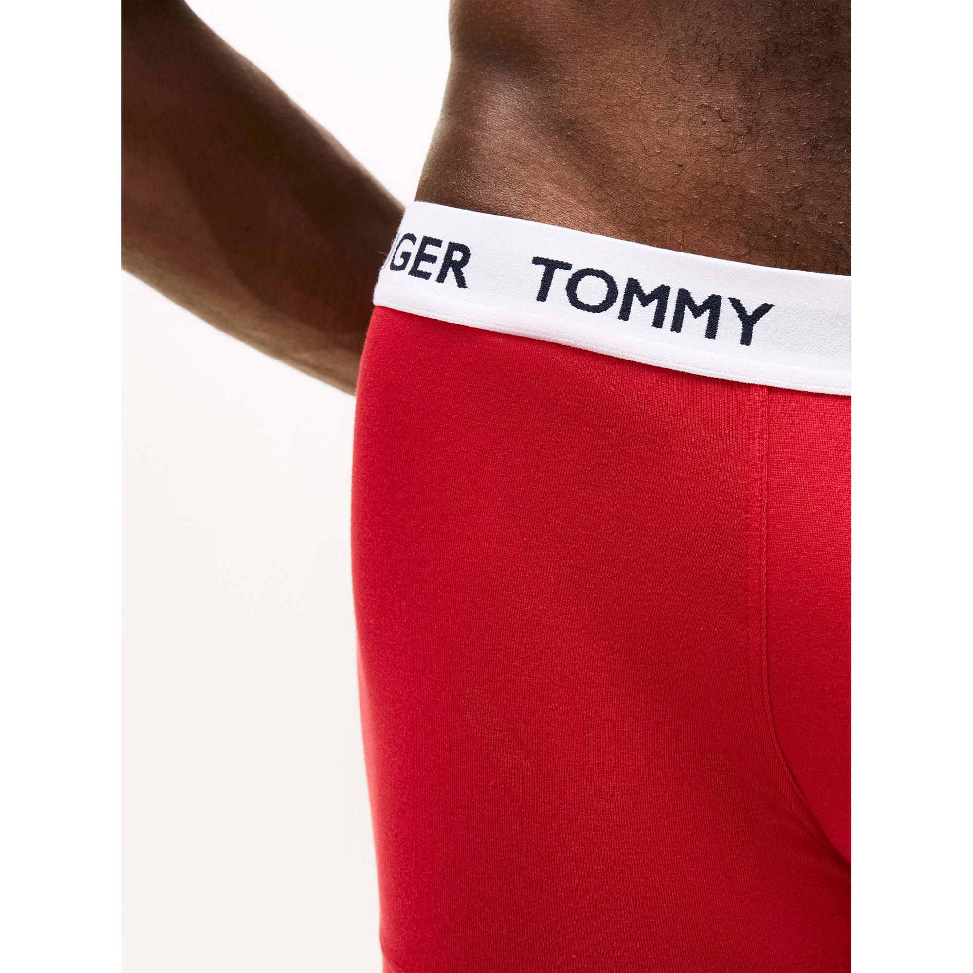 3P_TRUNK_UM0UM03835_0WH_Image_4