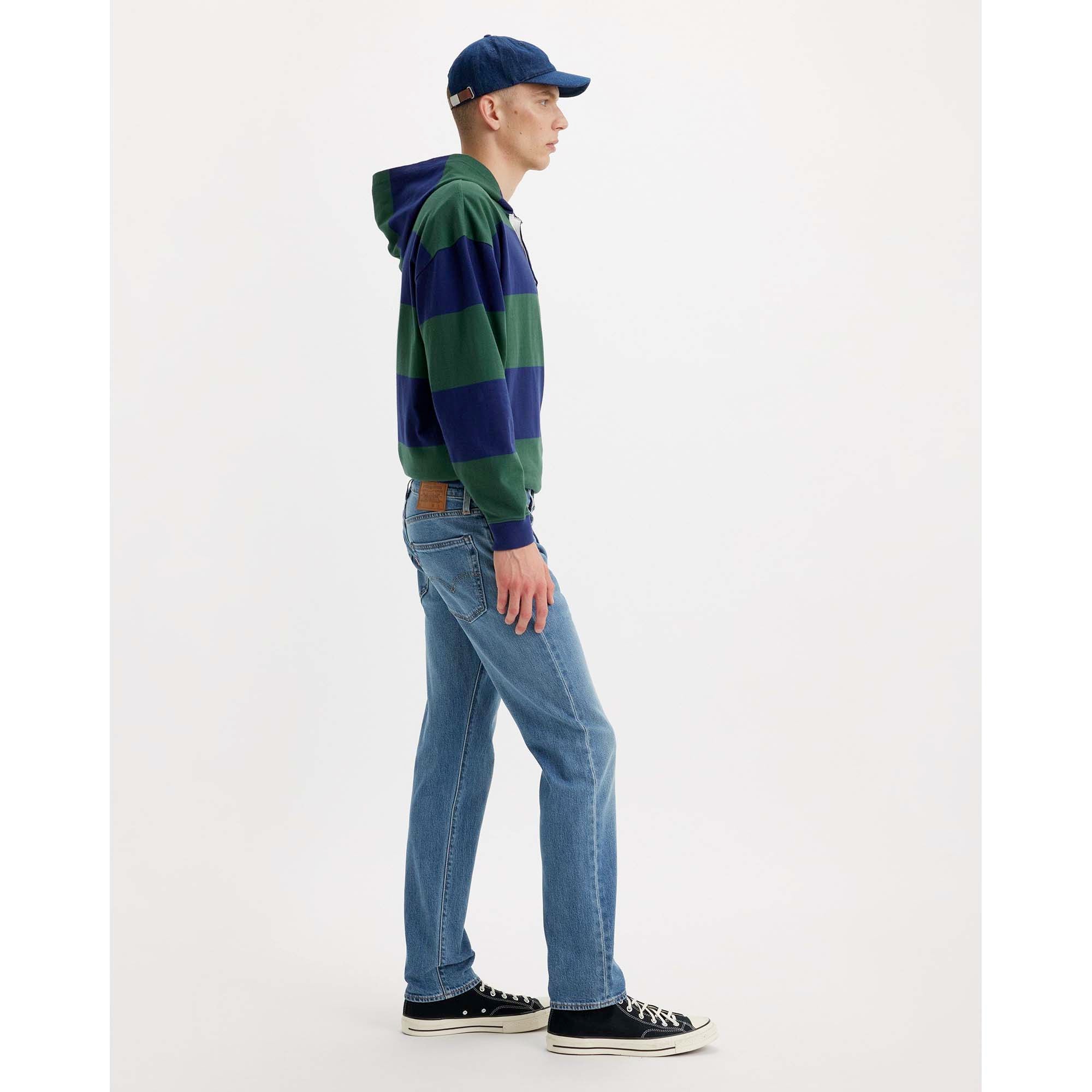 502_TAPER_HOLD_ON_ME_29507_1418_Image_4