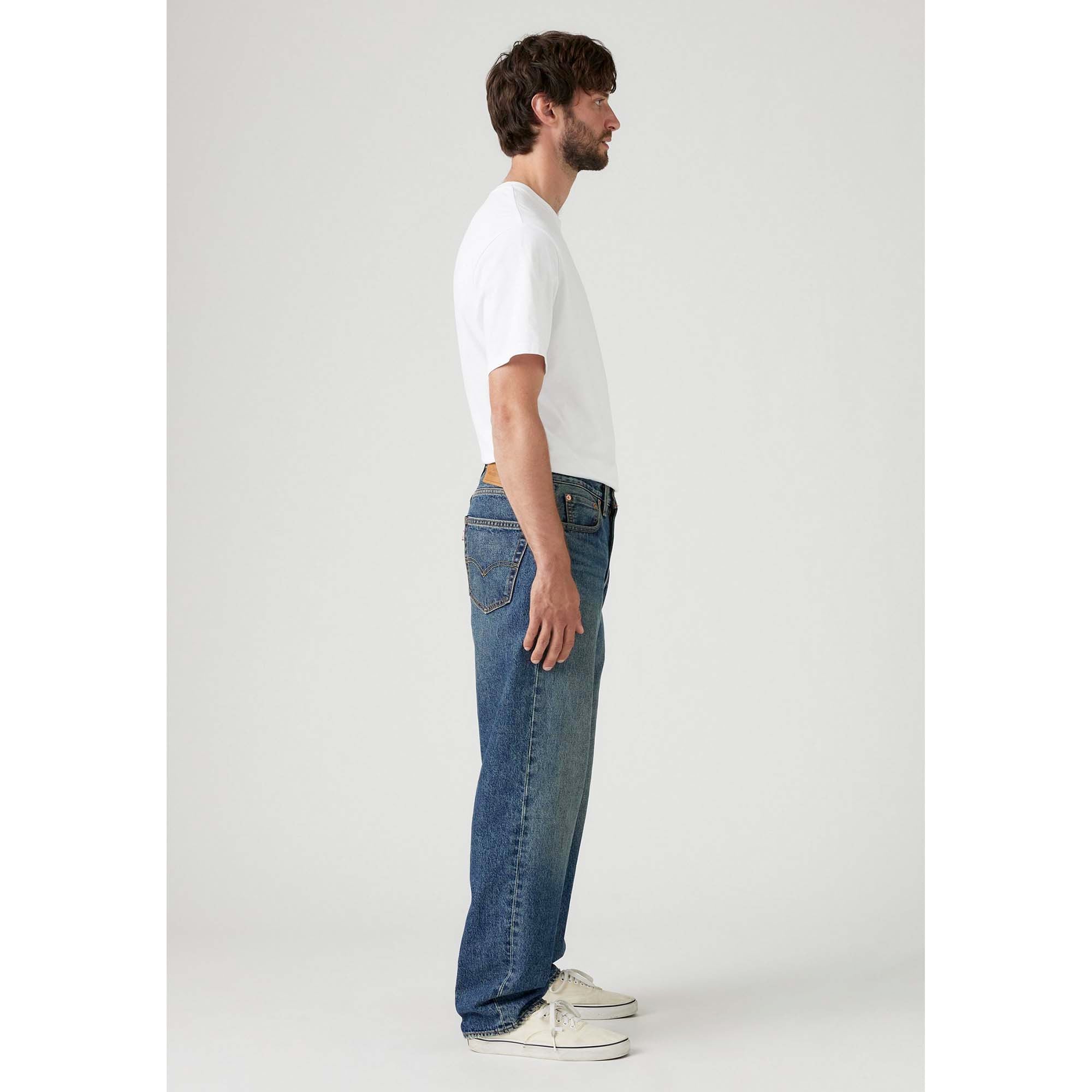 568_LOOSE_STRAIGHT_AISLE_SEAT_29037_0059_Image_4