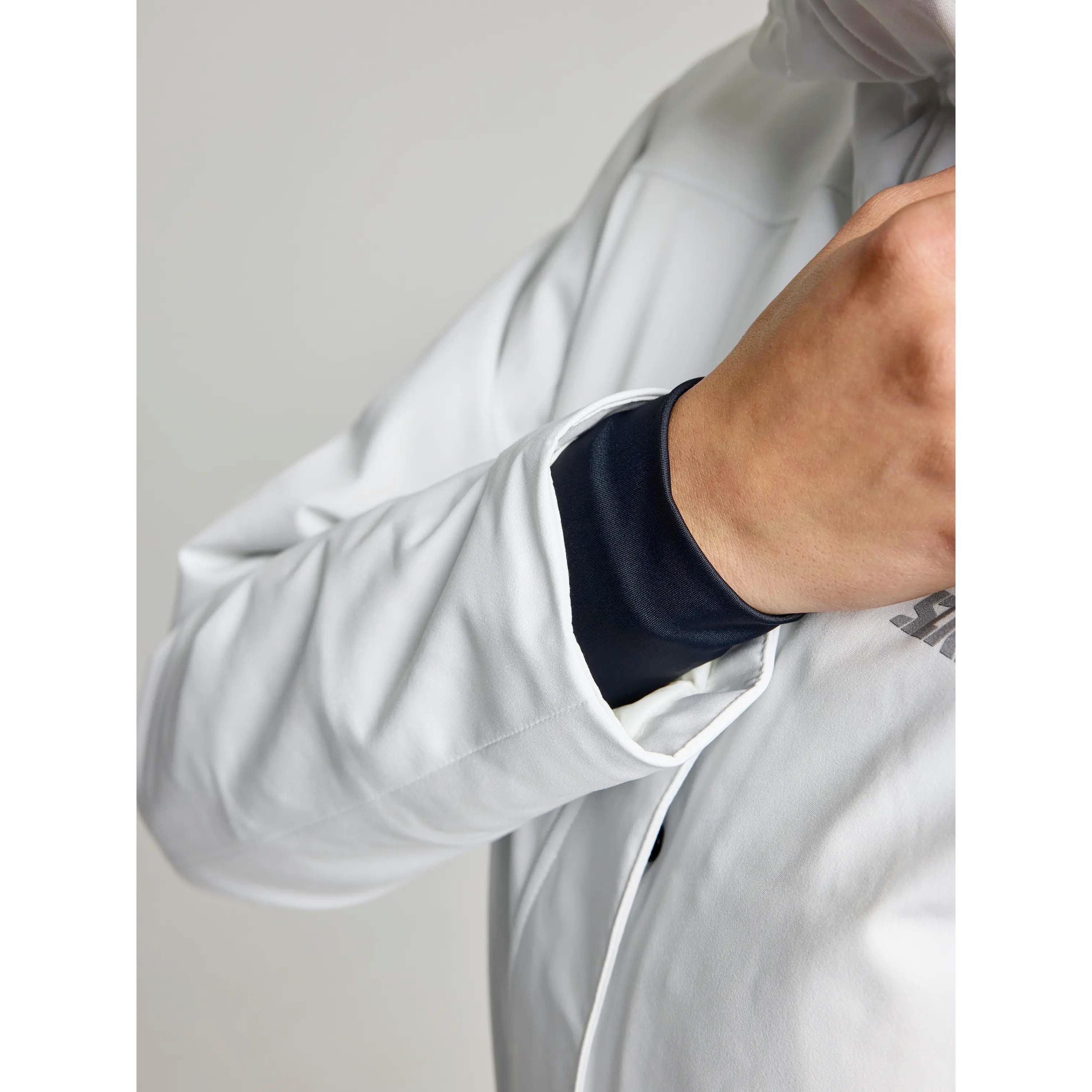 ACT_WS_HOODED_INS_JACKET_A901001S00_W03_Image_6