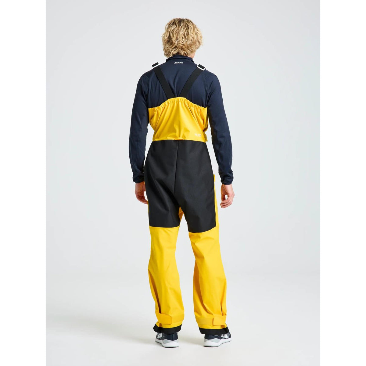 ALTURA_BIB_A171016S00_W64_Image_3