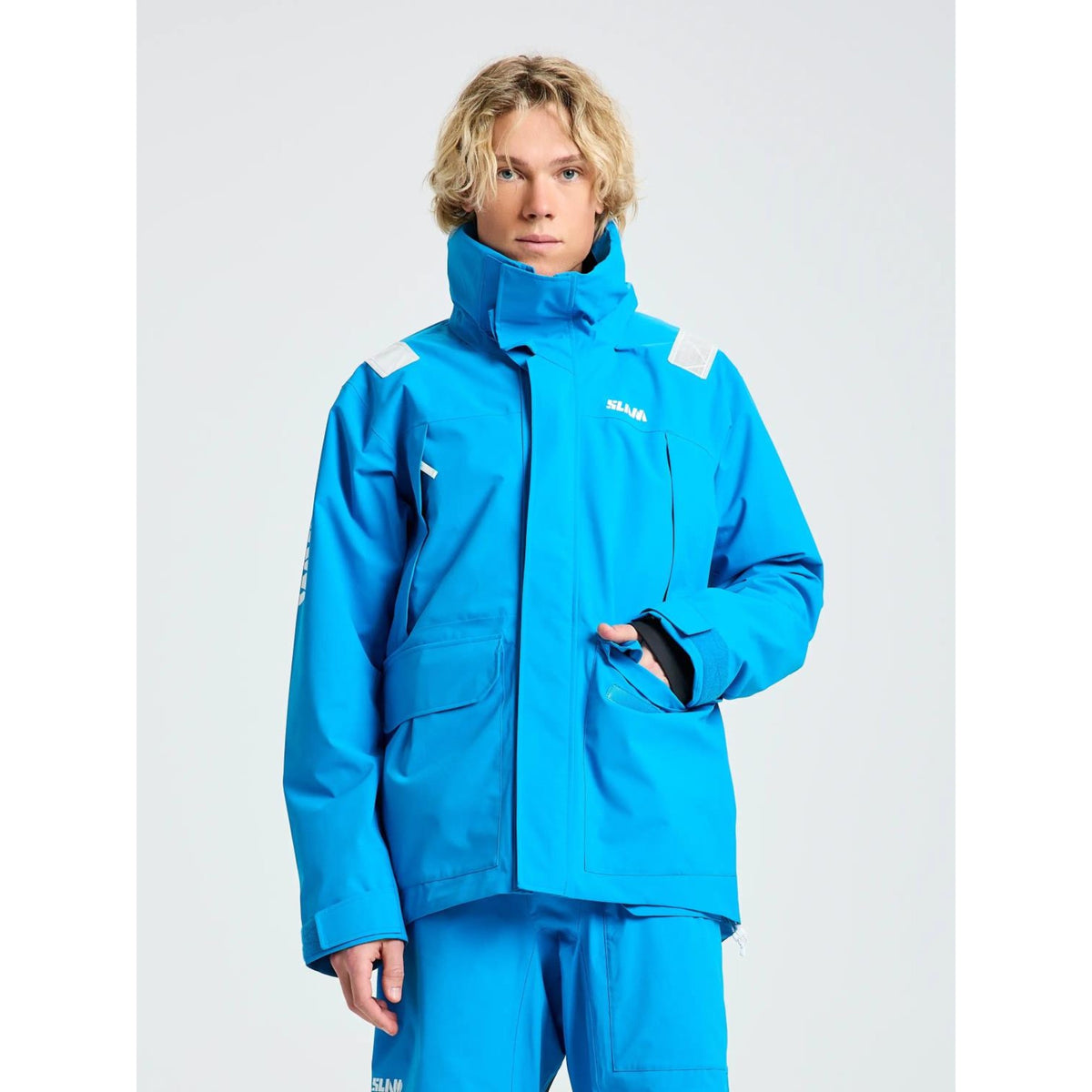 ALTURA_JACKET_A170015S00_W74_Image_2