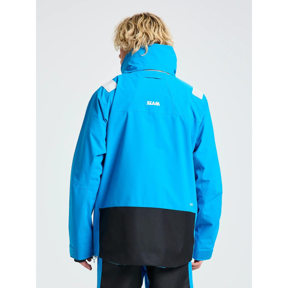 ALTURA_JACKET_A170015S00_W74_Image_4