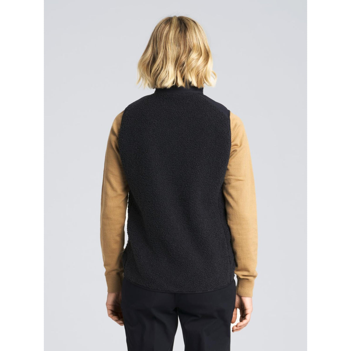 ALTURA_WS_VEST_A926003S01_W13_Image_3