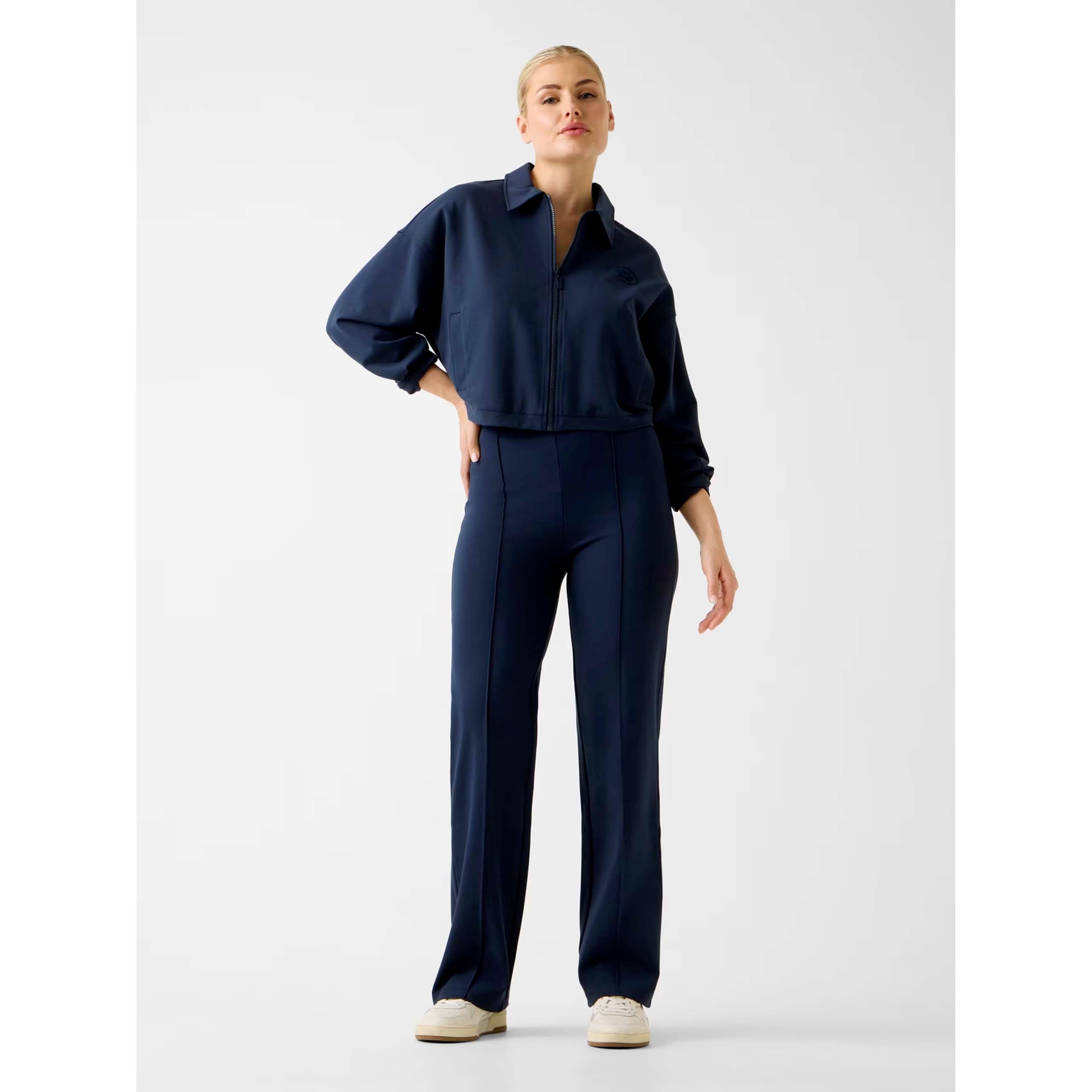 ANNIE_STRAIGHT_LEG_V6RB20KD822_G7F3_Image_5