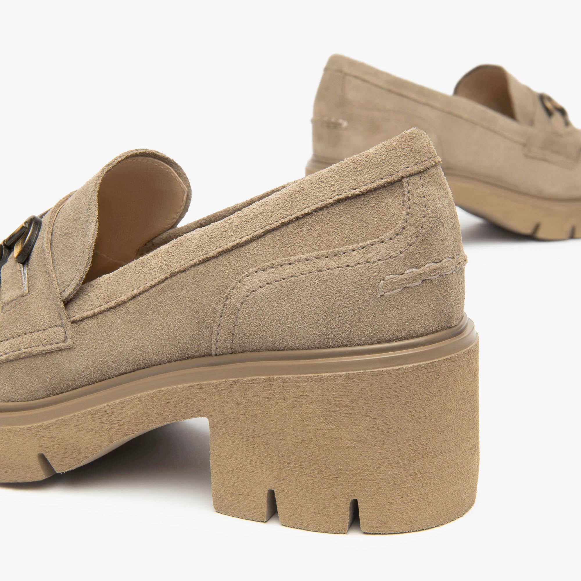 AROLD_EVA_URBANA_TORTORA_6_I513984D_501_Image_4