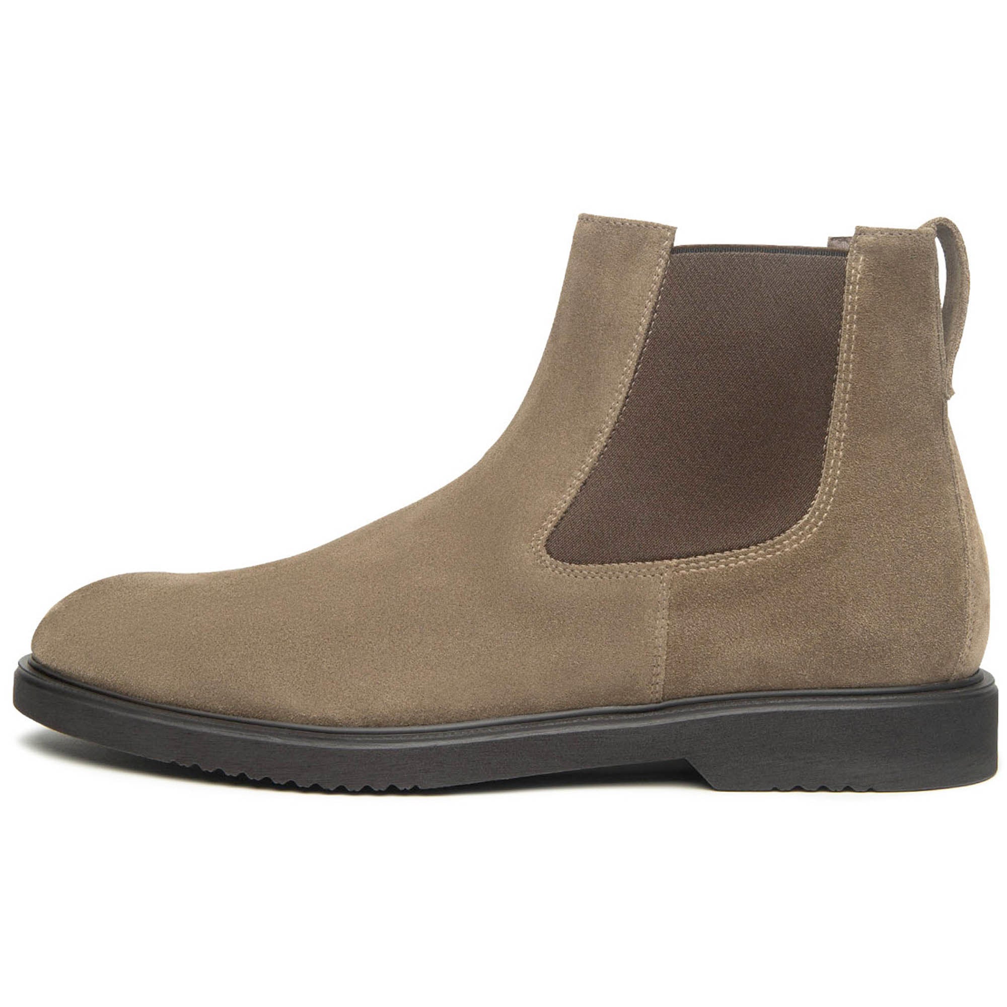 AROLD_PUGUBBIO_L18325_TD_I500851U_311_Image_1