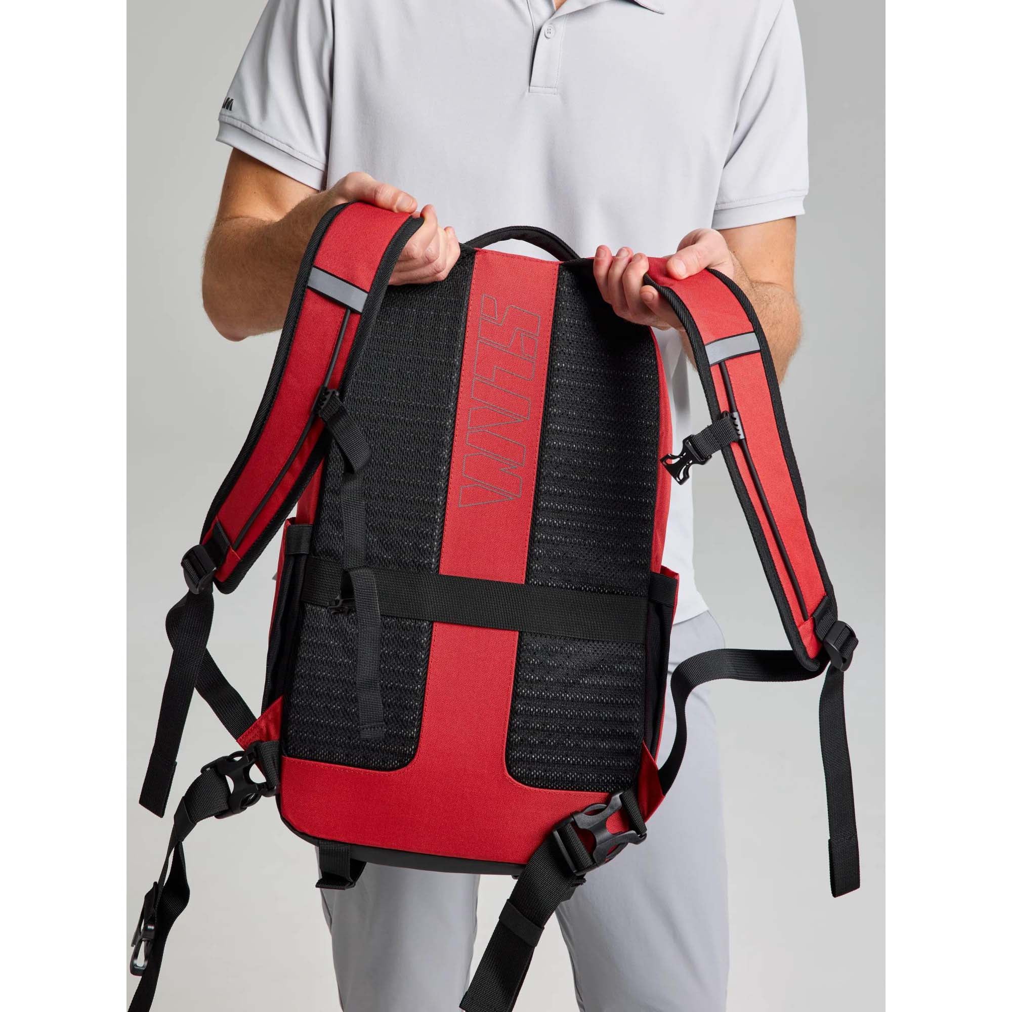 BACKPACK_A463006S00_W37_Image_2