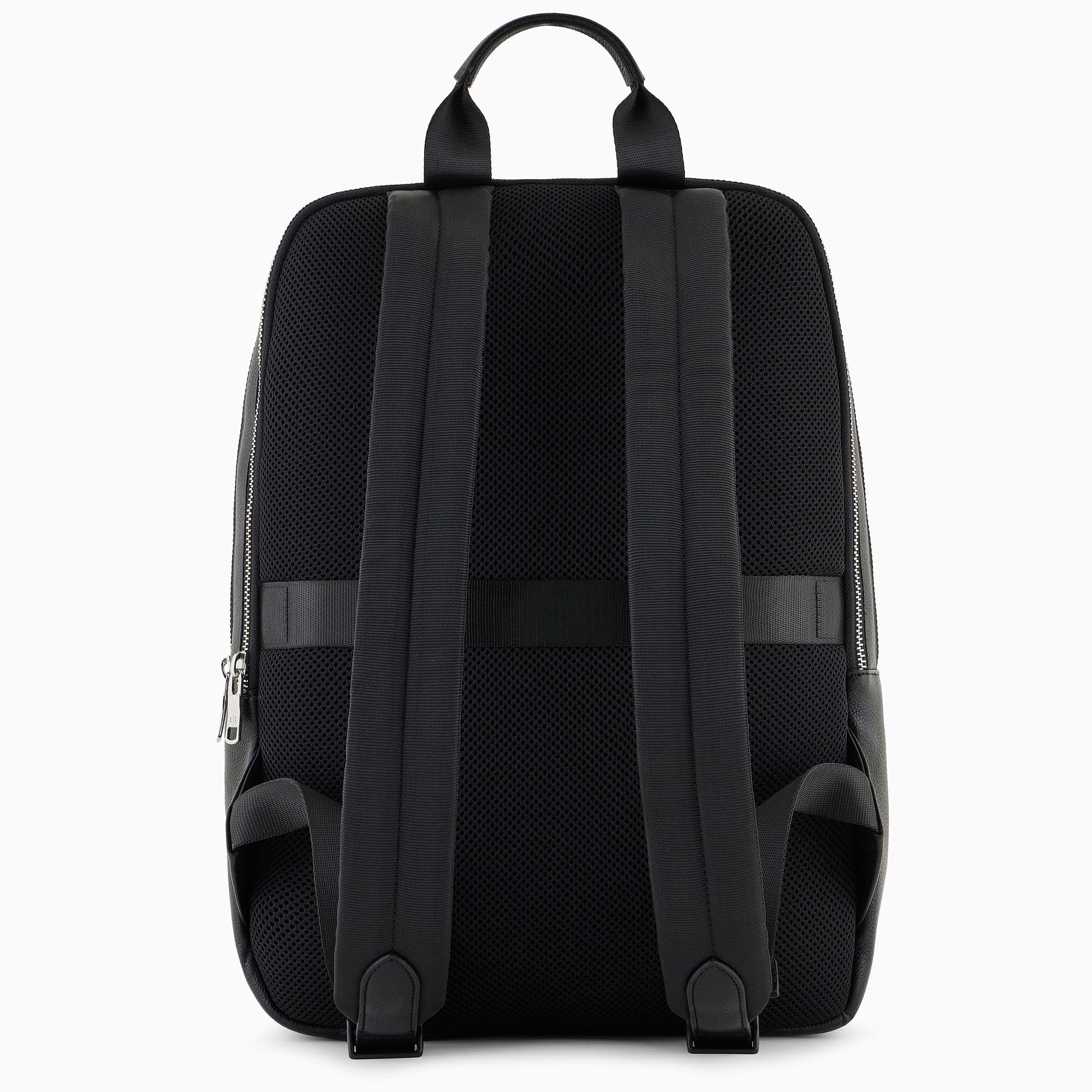 BACKPACK_XM000241AF12134_UC001_Image_3