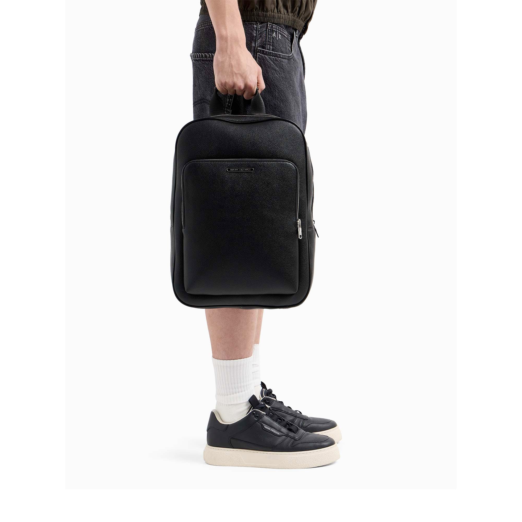 BACKPACK_XM000241AF12134_UC001_Image_7