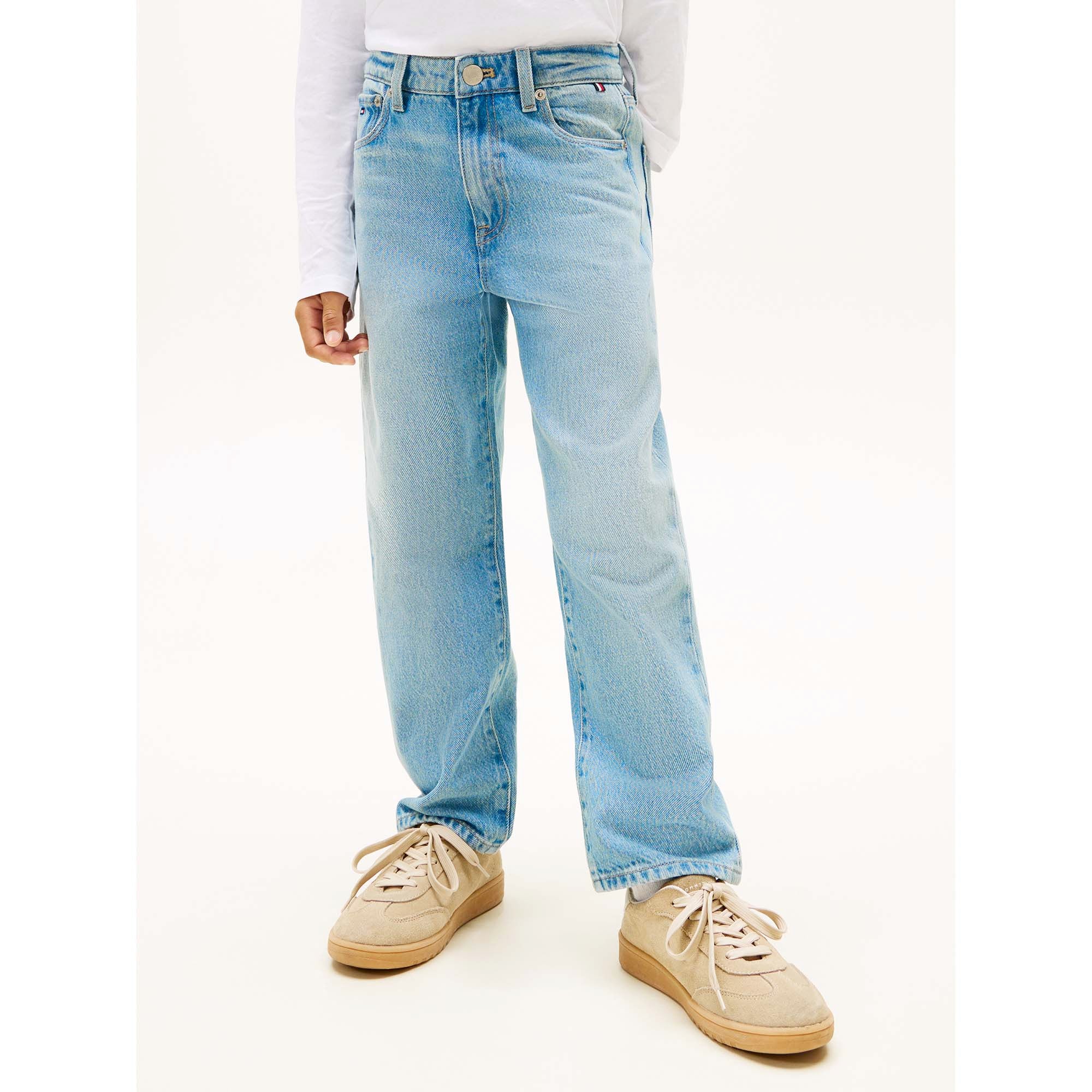 BAGGY_LIGHT_JEANS_KB0KB10037T_1AA_Image_2