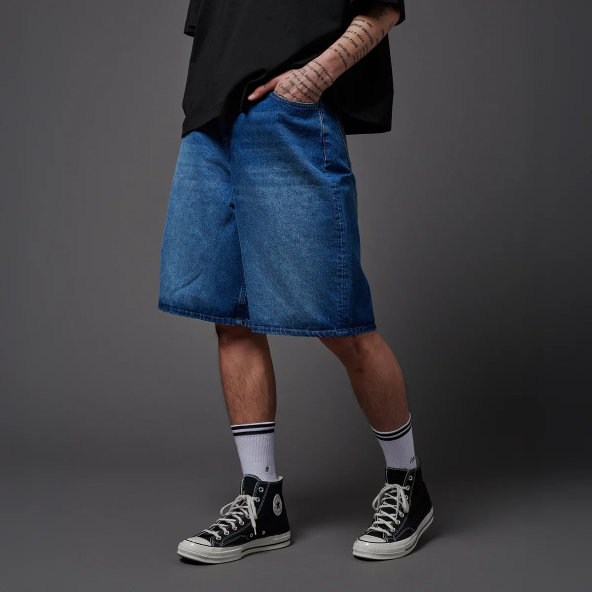 BAGGY_SHORTS_PA1215P4_03_Image_2