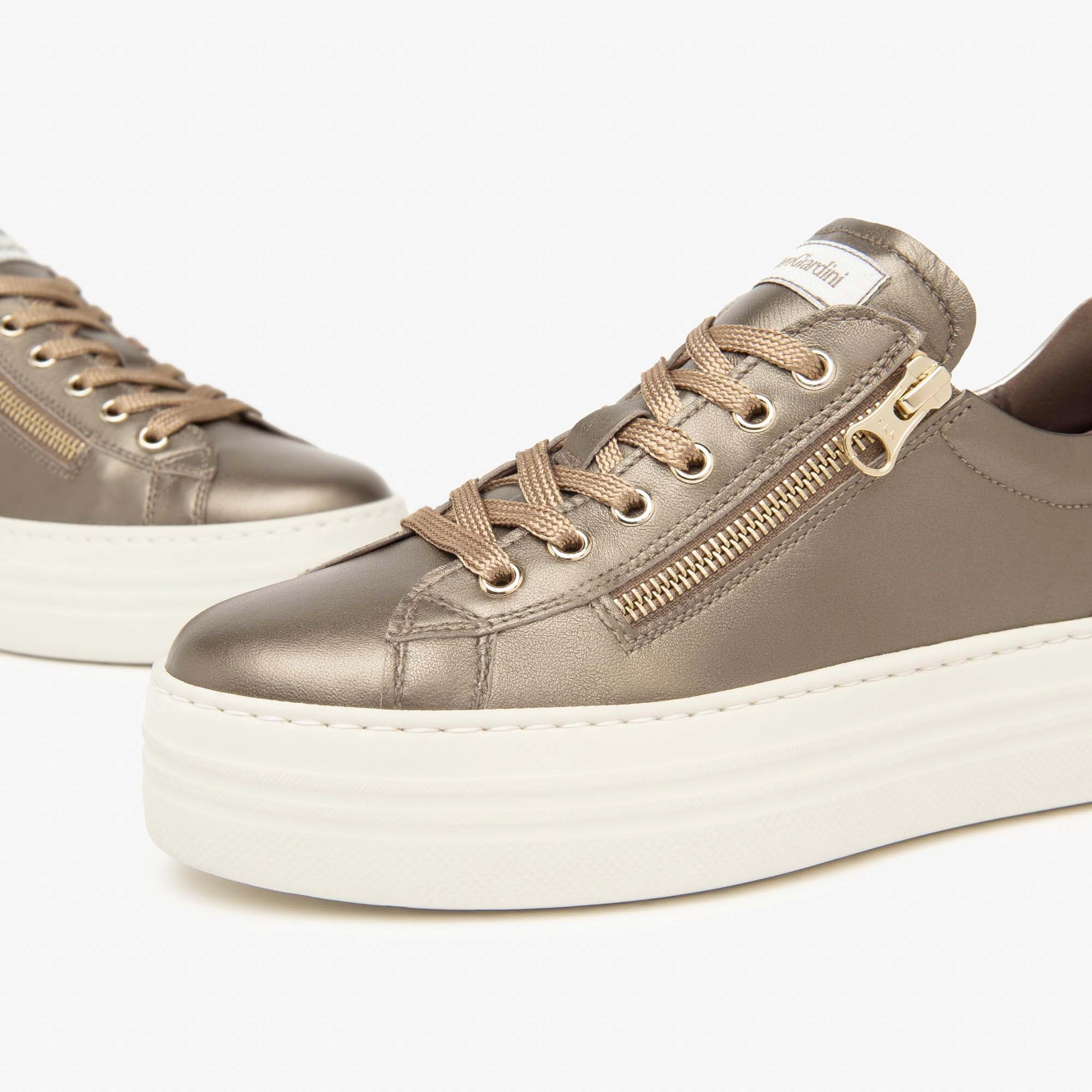 BAGOYA_TBRILL_PLATINO_6074_PUMONODCAPRAIA_180_I514185D_322_Image_3