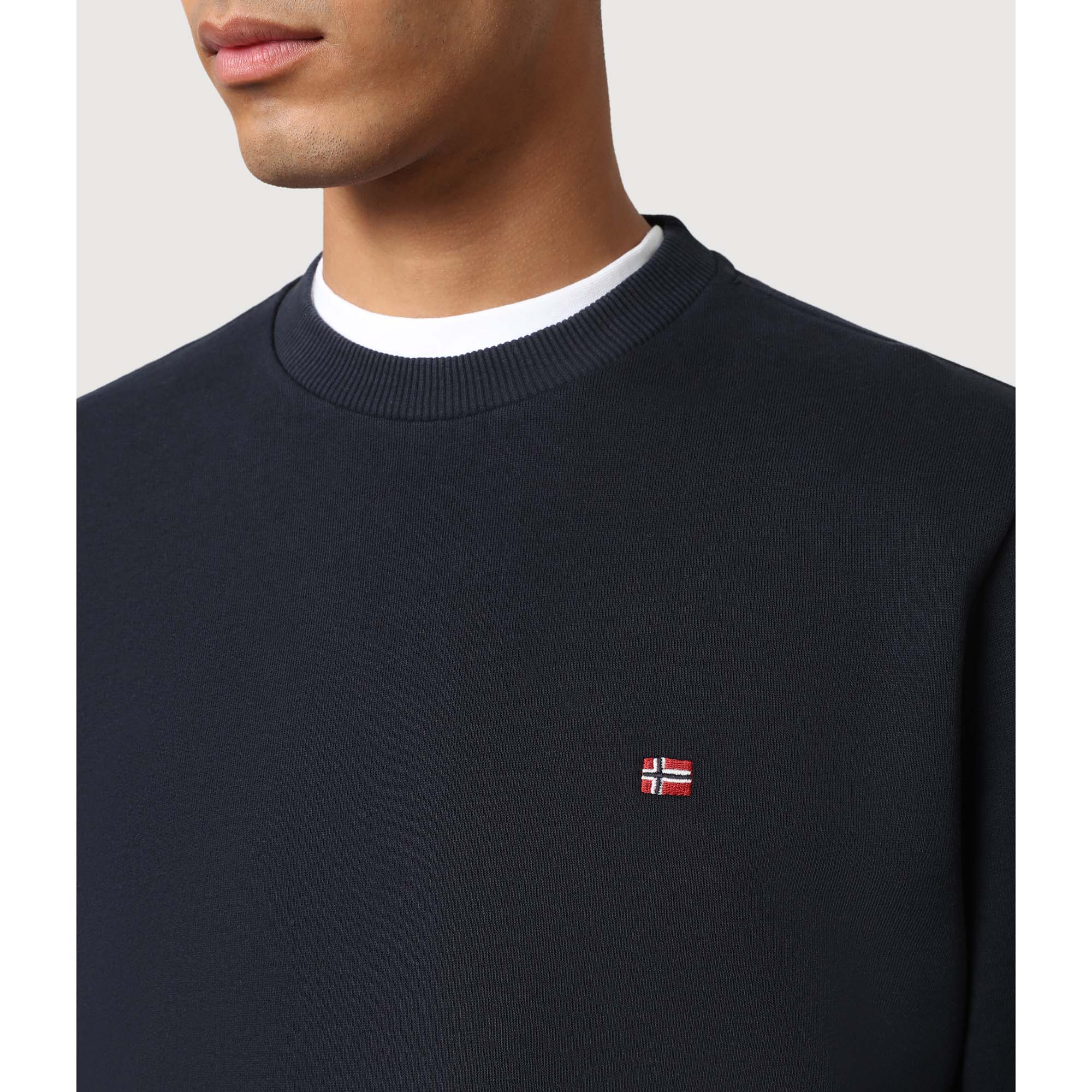 BALIS_CREW_1_NP0A4FQW1761_BLUMARIN_Image_4