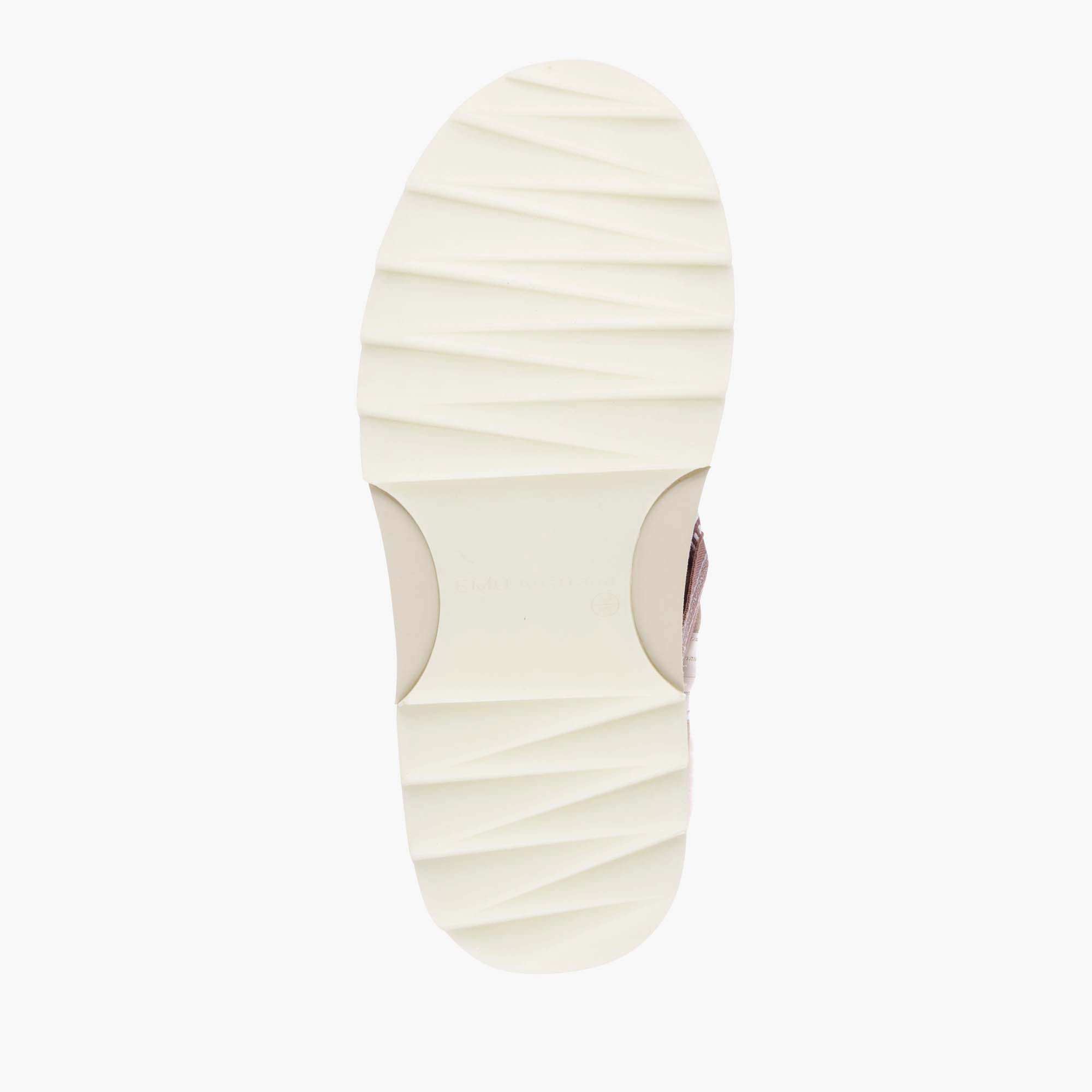 BLURRED_W12641_CAME_Image_5