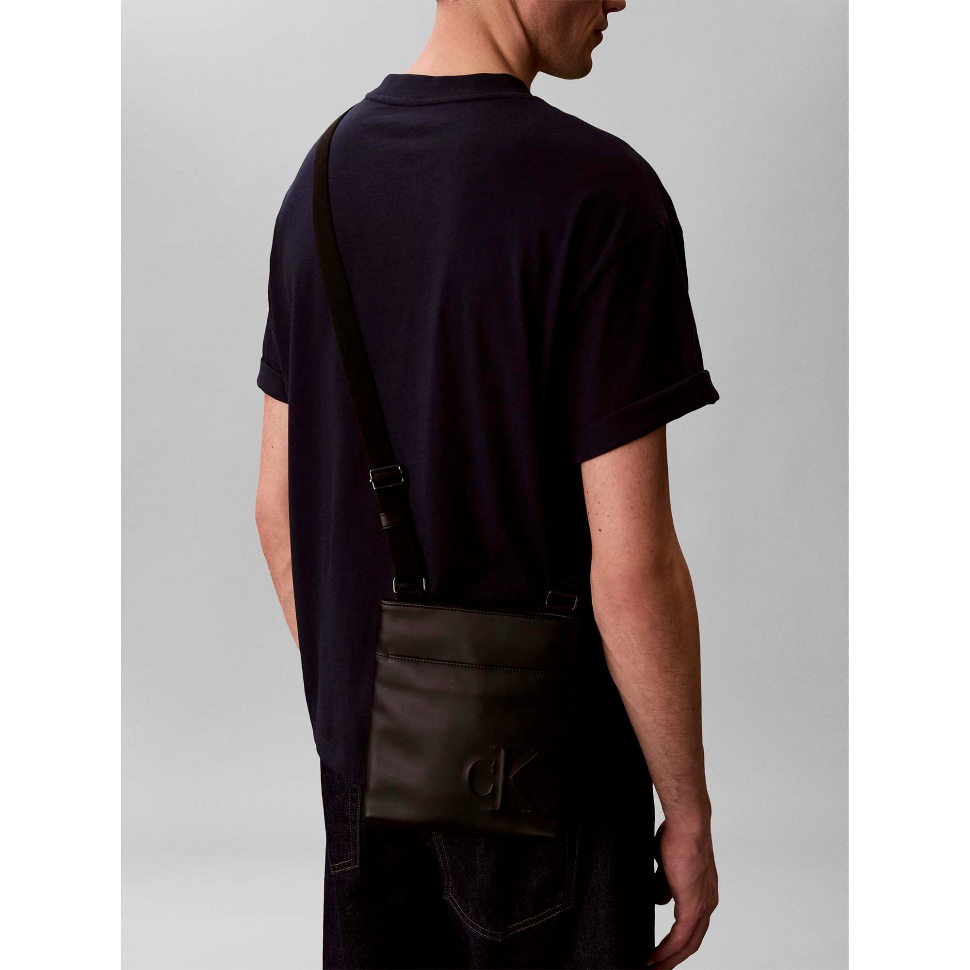 BOLD_CK_FLATPACK_LV04D3344G_UB1_Image_4