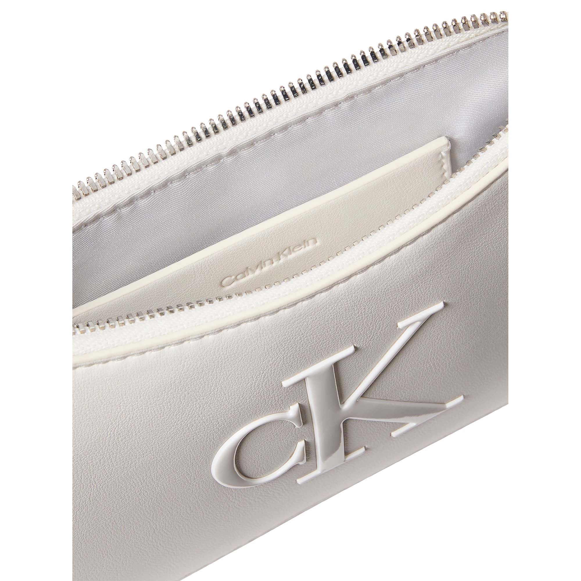 BOLD_CK_MINI_BAG_LV04F1125G_4LX_Image_3