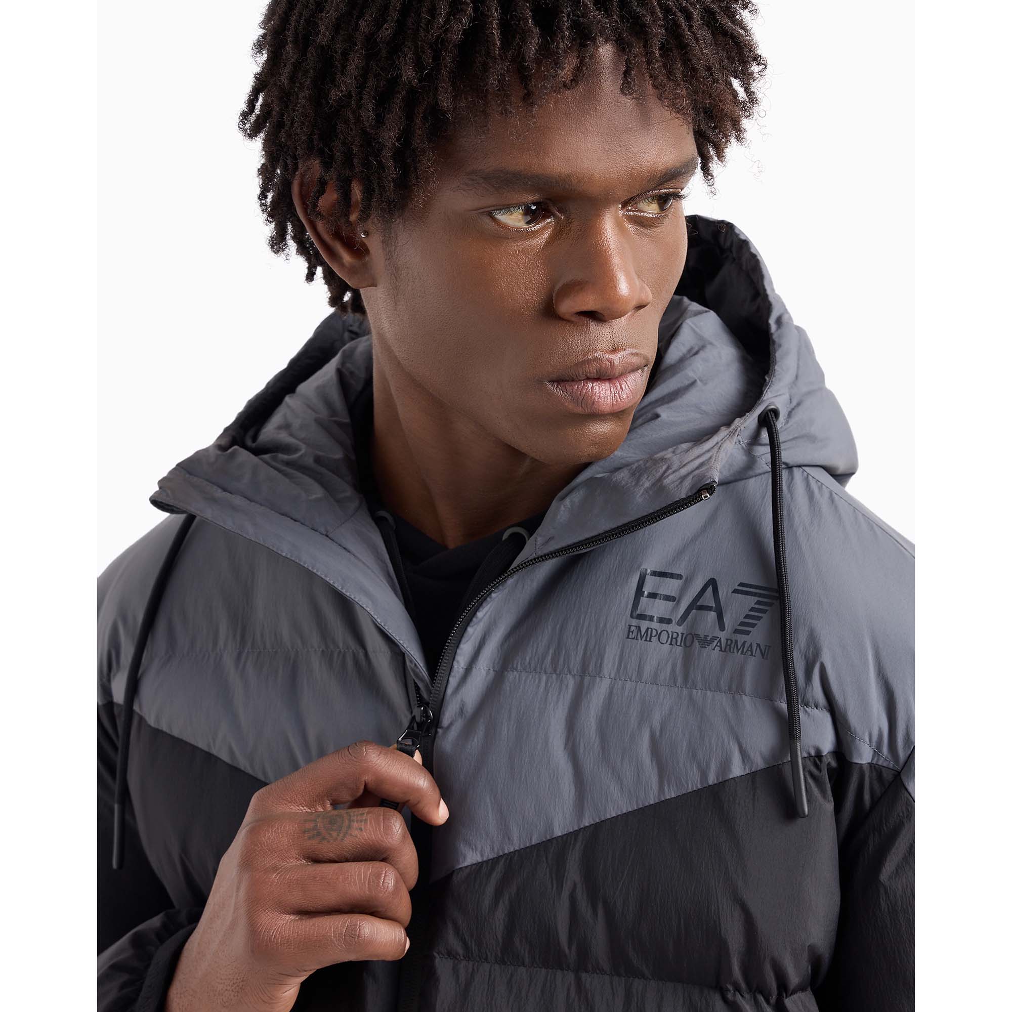 BOMBER_JACKET_6DPB30PNDOZ_1200_Image_5
