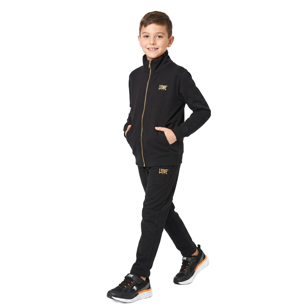 BOY_GOLD_1947_B7417A13F01A_09_Image_3