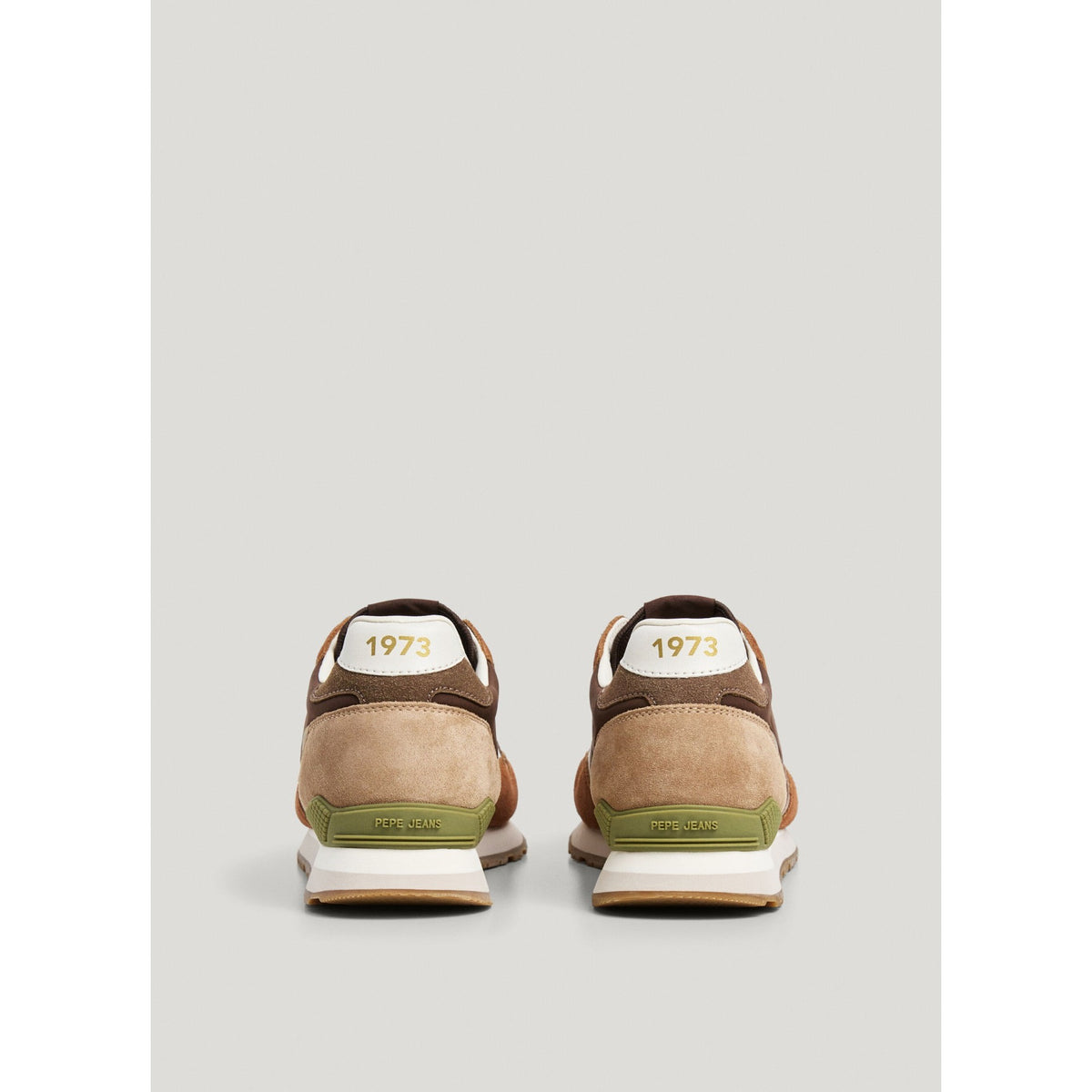 BRIT_BOOST_M_PMS400048_198_Image_3