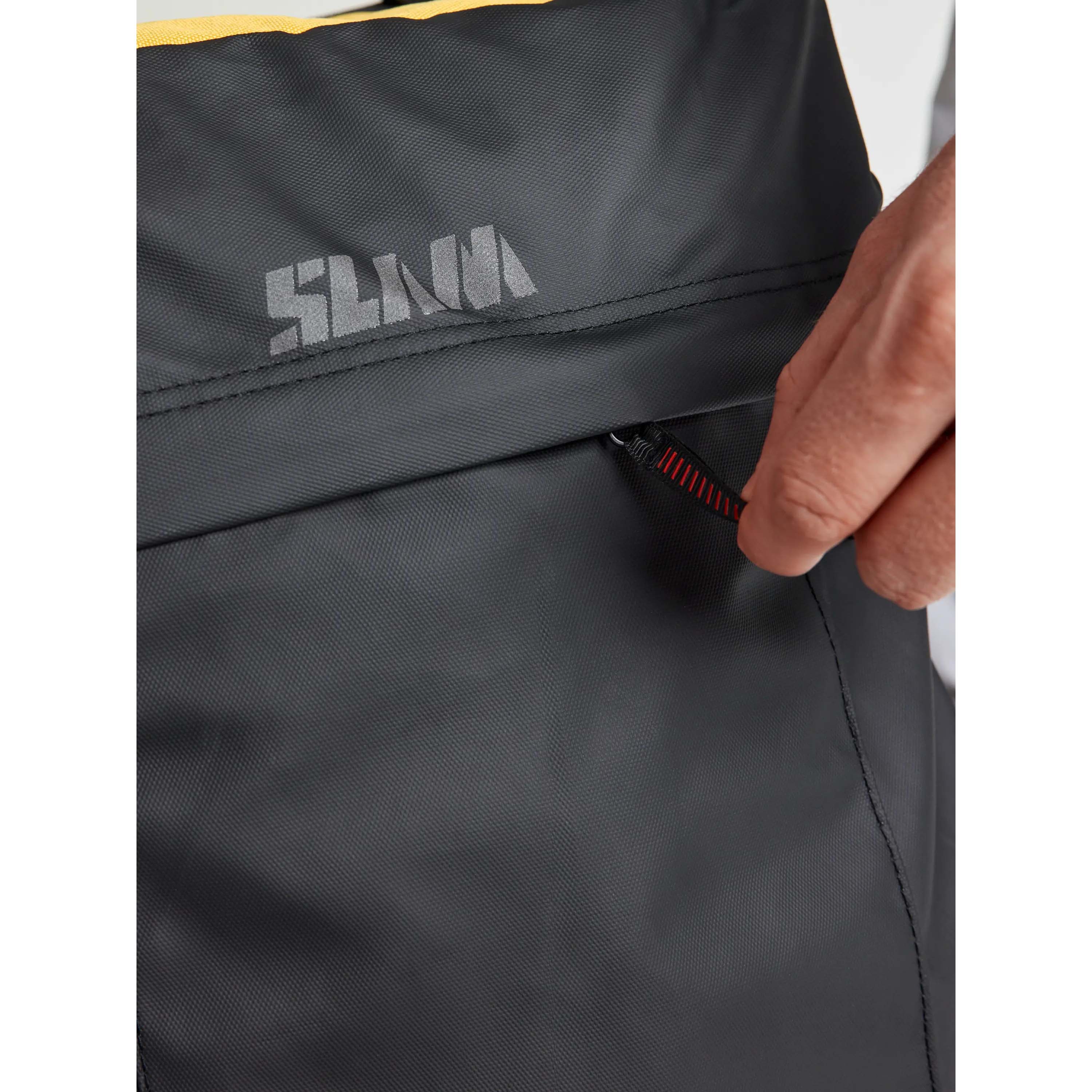 CABIN_TROLLEY_A463002S00_W41_Image_5