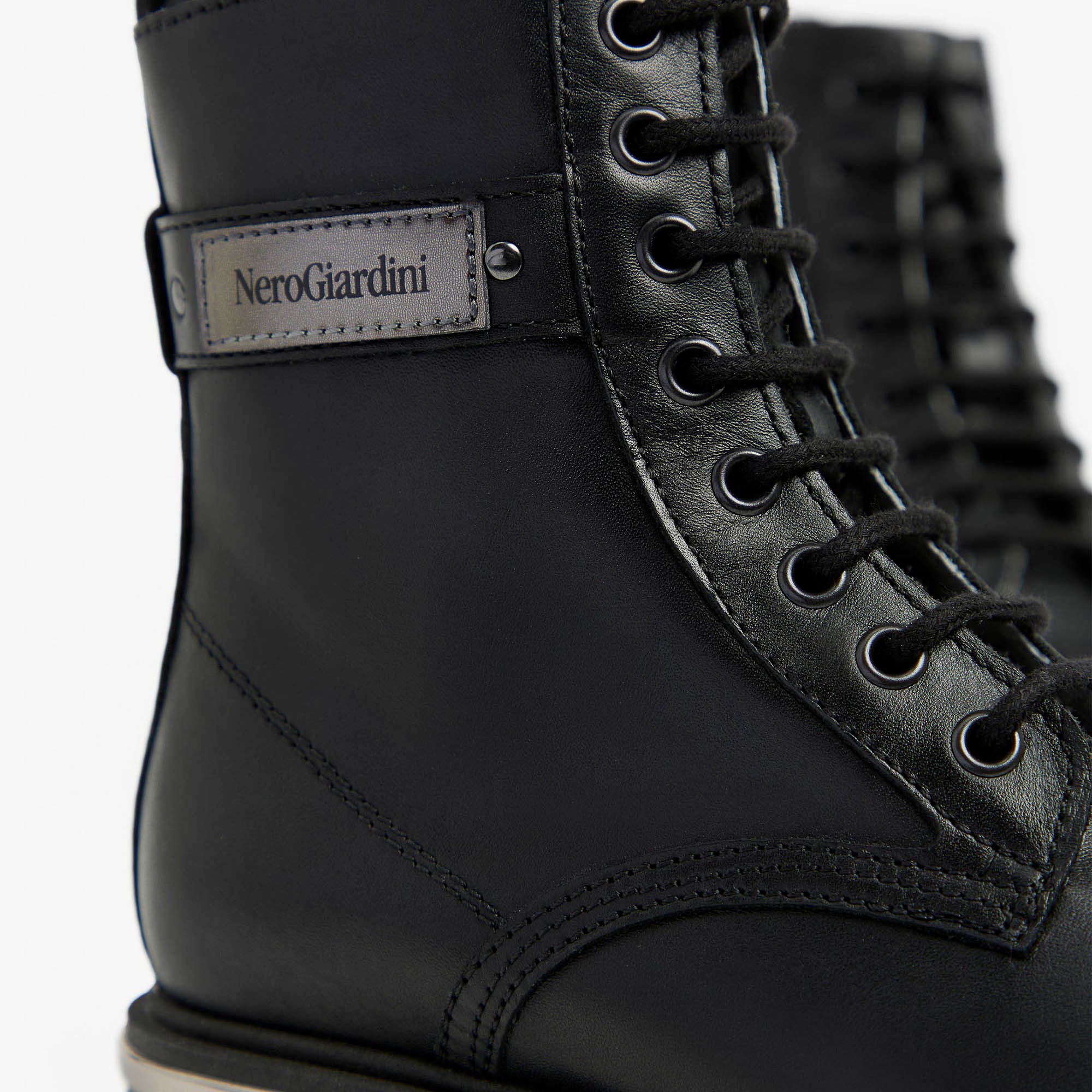 CAIRO_TBRILL_ANTRACITE_TR_LEONE_LEGERA_I533480F_100_Image_4