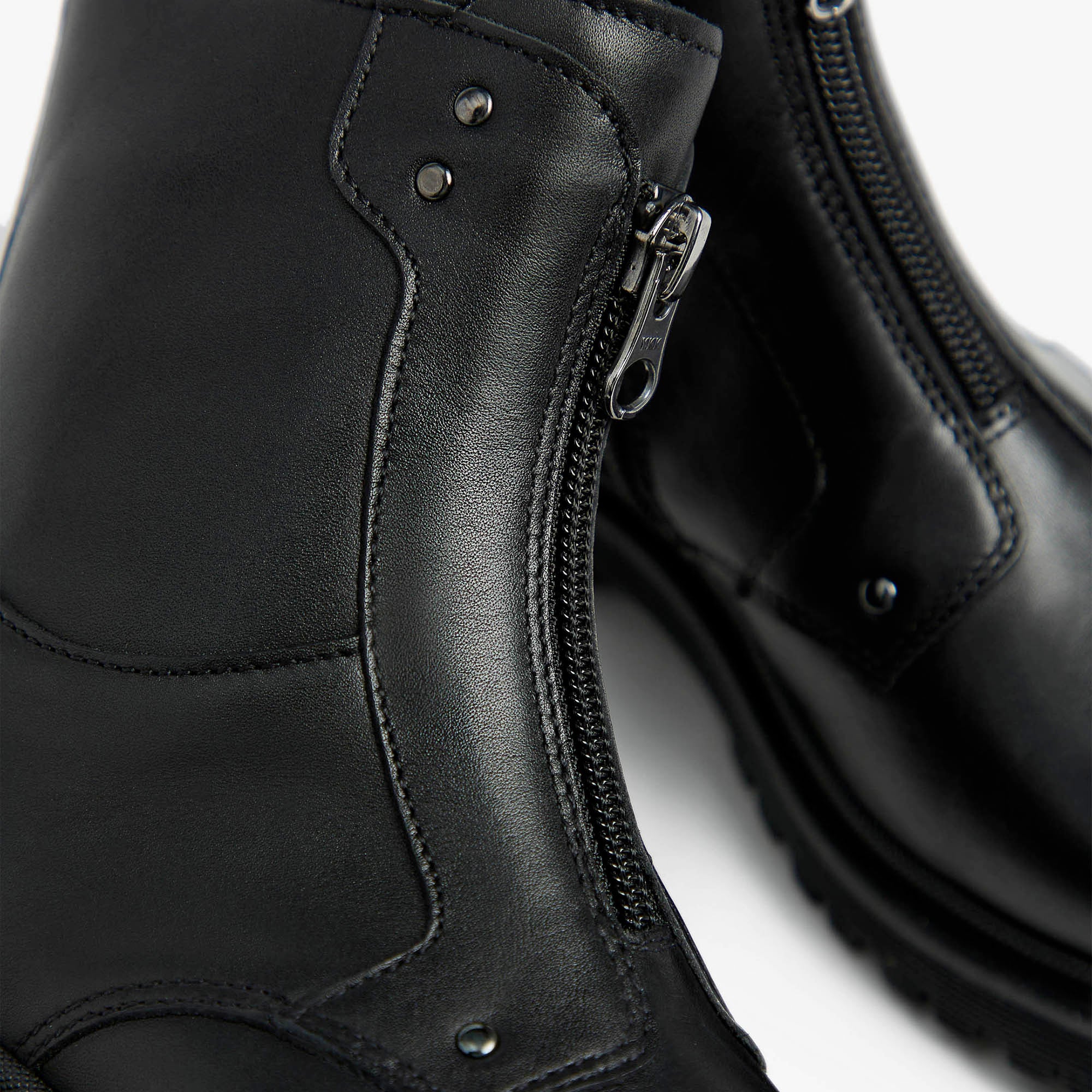 CAIRO_TR_BRENNA_ESCORT_NER_I533471F_100_Image_4