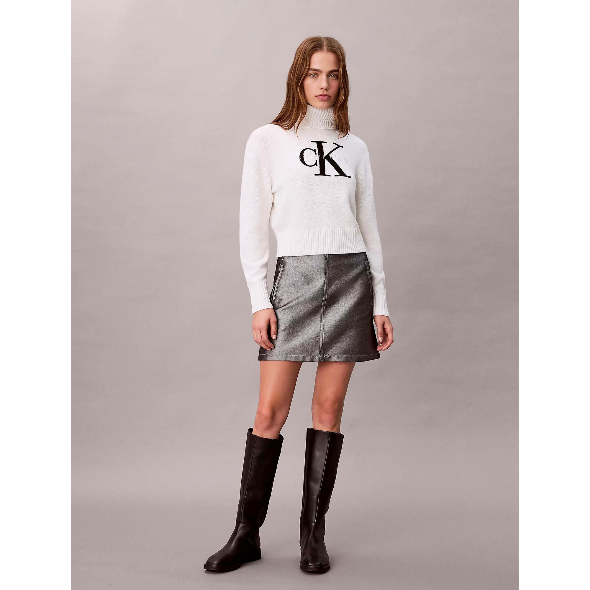 CHENILLE_MONOLOGO_SW_LV047D354G_YAA_Image_5