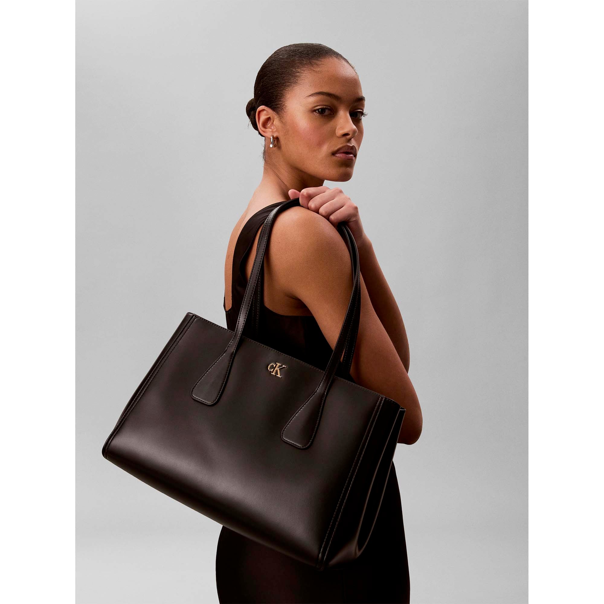 CK_MEDIUM_WORK_TOTE_LV04F3442G_UB1_Image_5