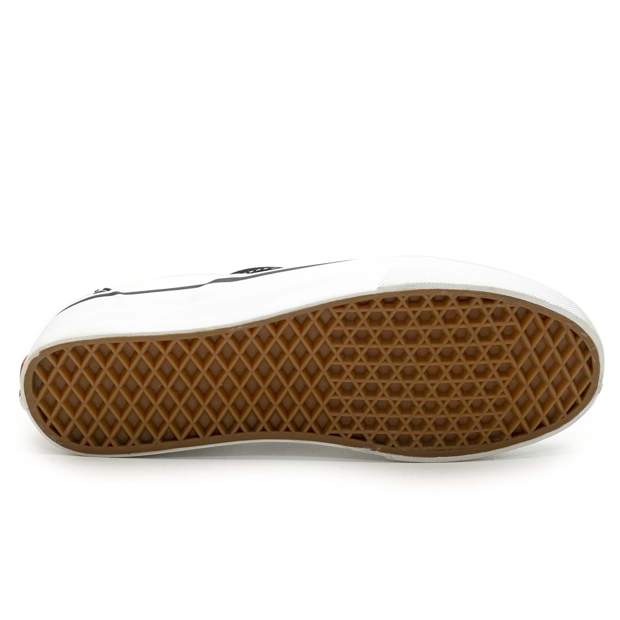 CLASSIC_SLIP-ON_CHBD_VN000EYEBWW_BLKWHTCH_Image_5