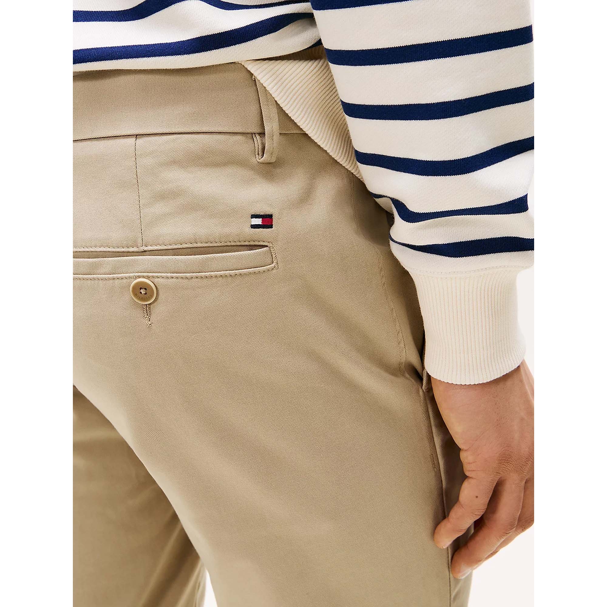 CORE_BLEECKER_1985_P_AEG_MW0MW28883_AEG_Image_4