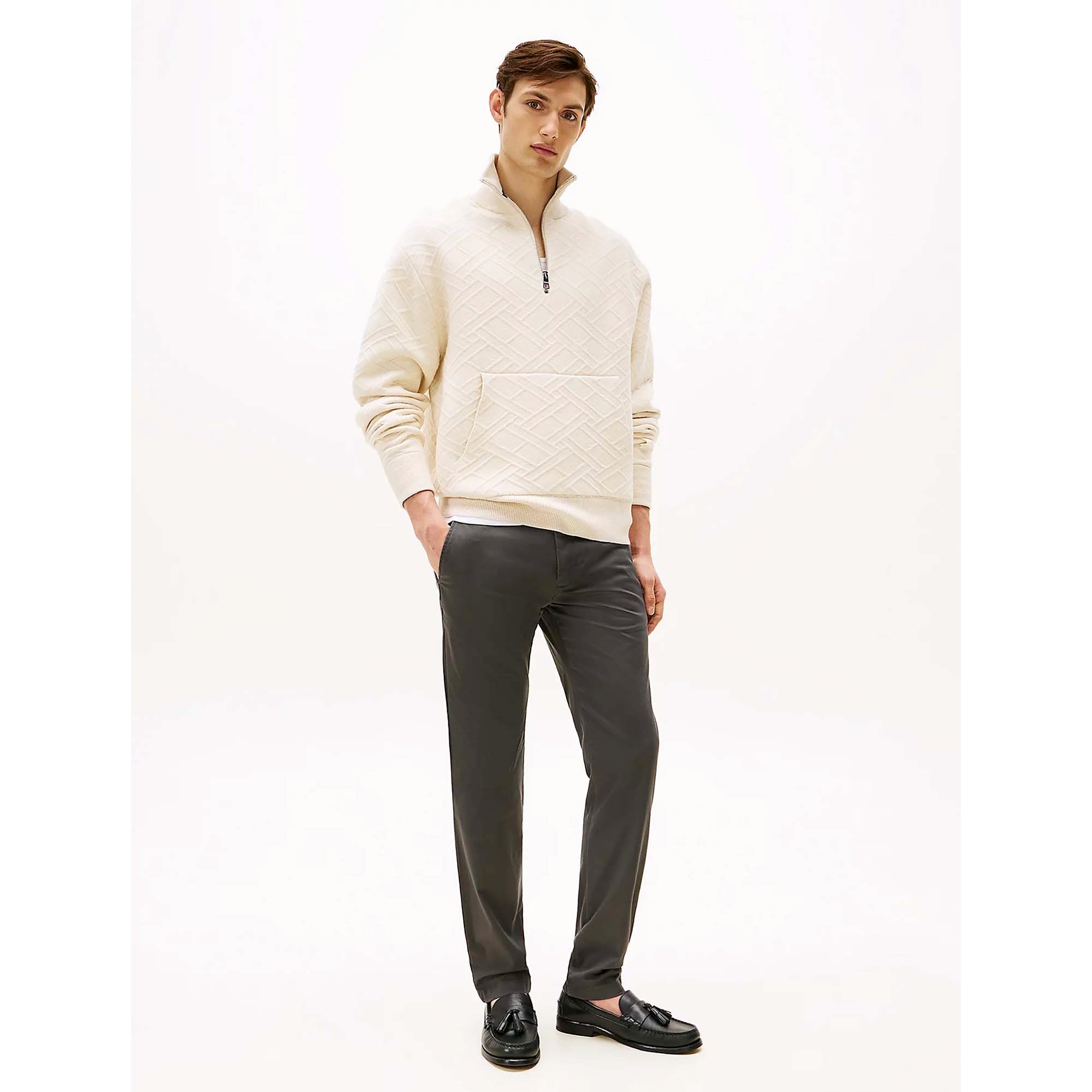 CORE_BLEECKER_1985_P_PTY_MW0MW28883_PTY_Image_5