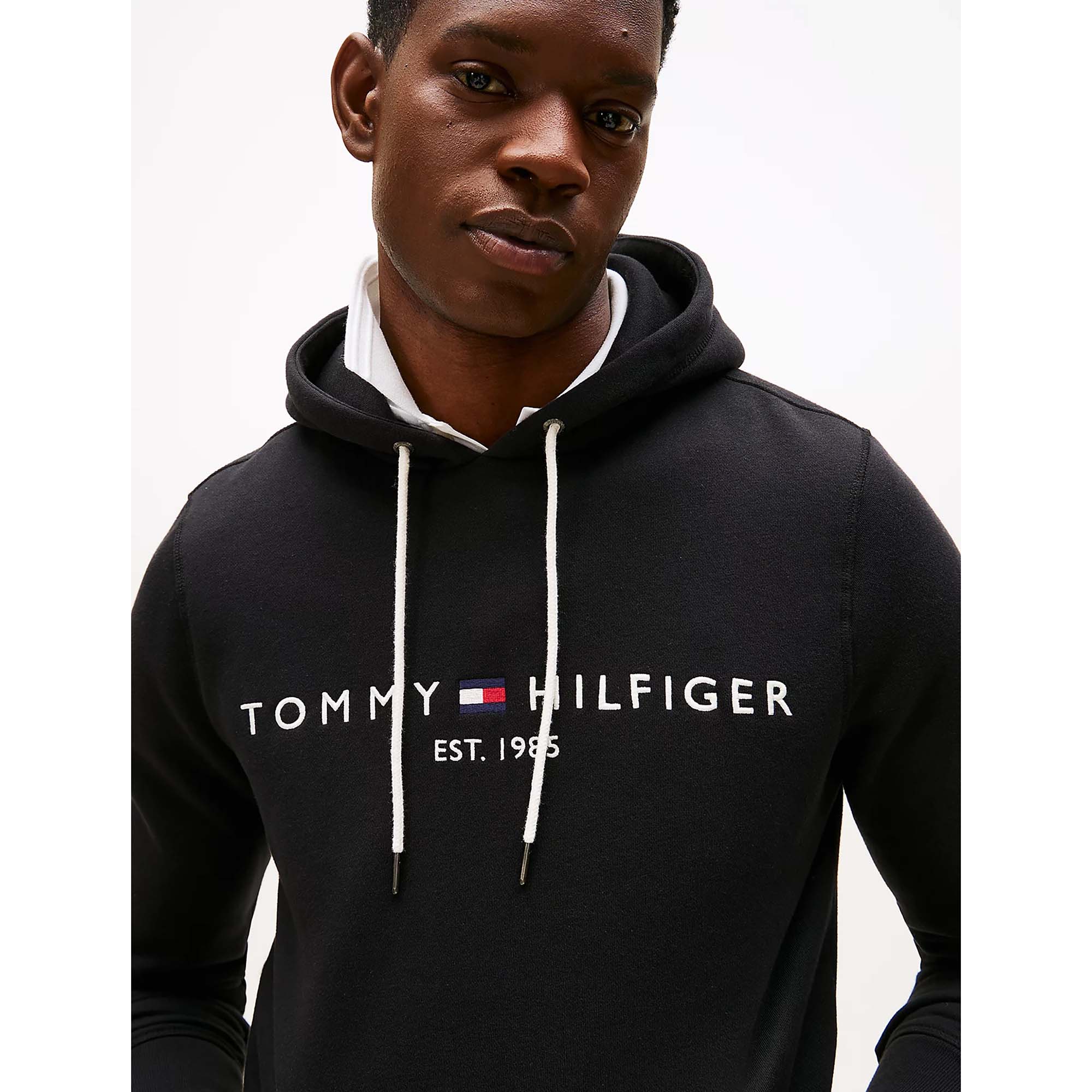 CORE_TOMMY_LOGO_HOOD_BAS_MW0MW10752_BAS_Image_4