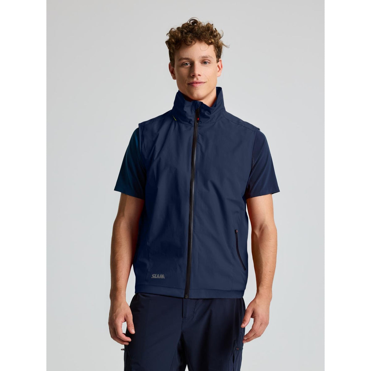 CREW_VEST_A126004S00_W13_Image_2