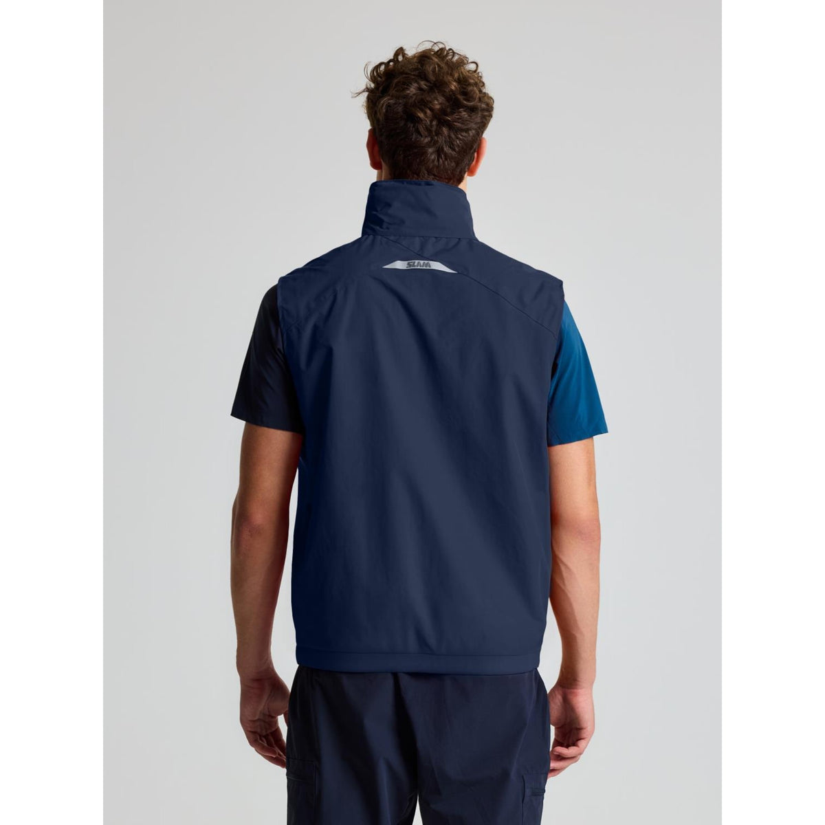 CREW_VEST_A126004S00_W13_Image_3
