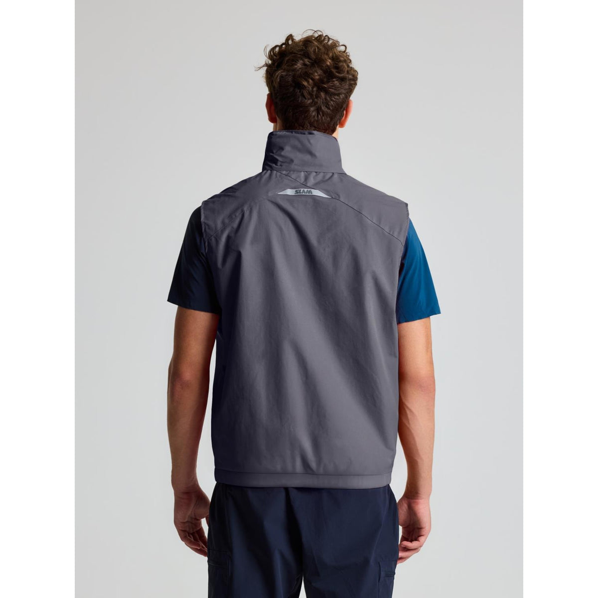 CREW_VEST_A126004S00_W14_Image_3