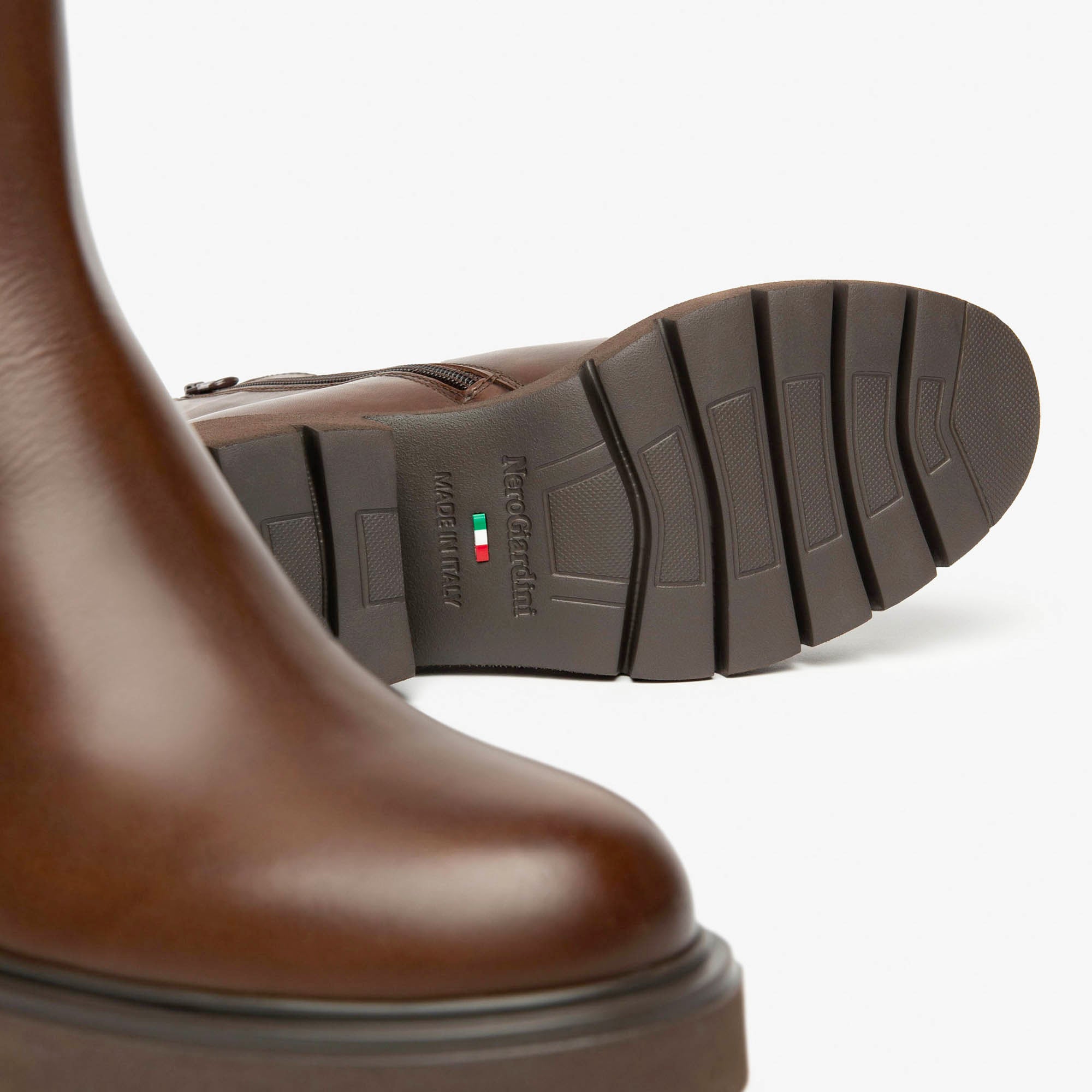 DELAVATO_EVA_URBANA_MARRONE_0_I514815D_412_Image_4