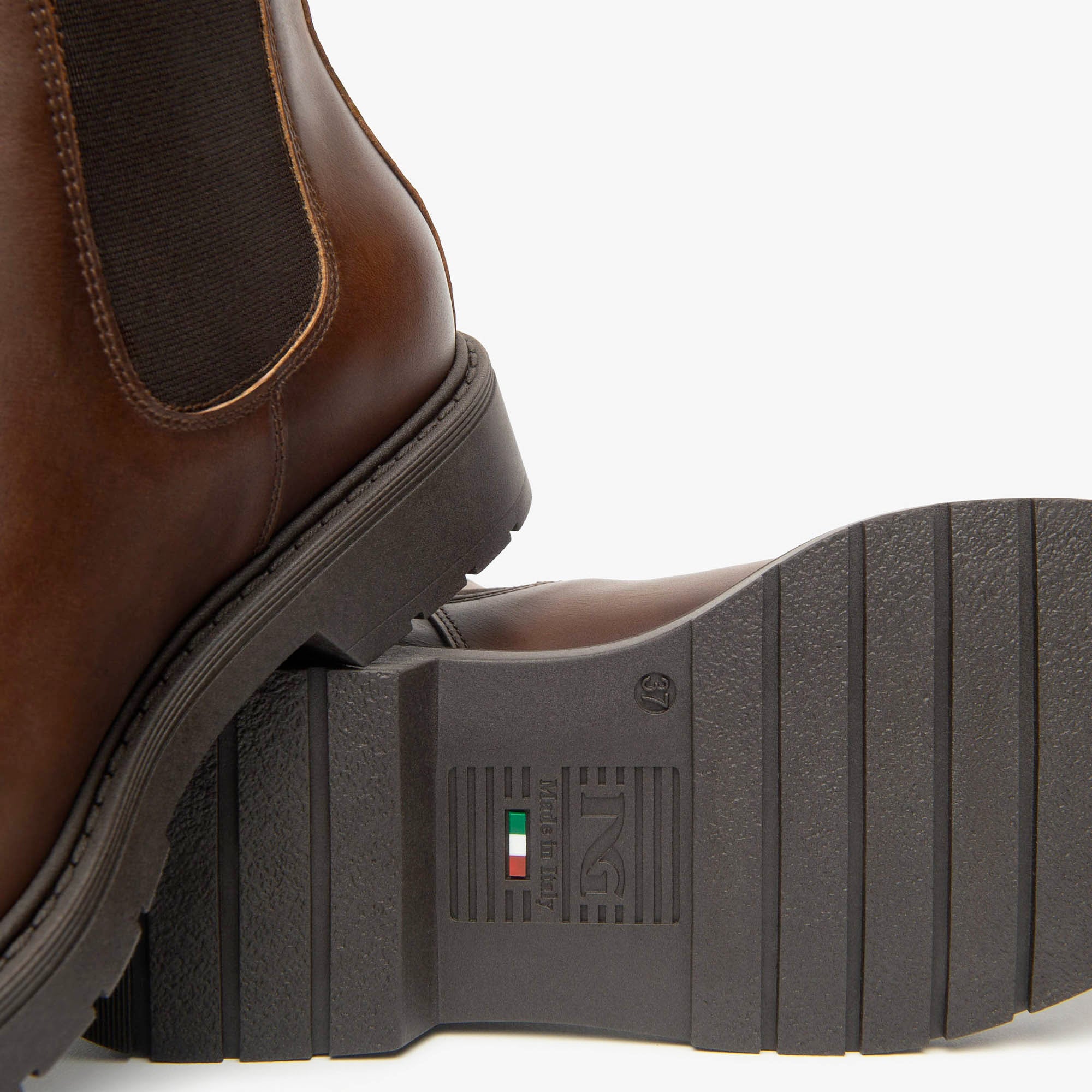 DELAVATO_TR_PADOVA_LIGHT_TMO_I513940D_412_Image_4