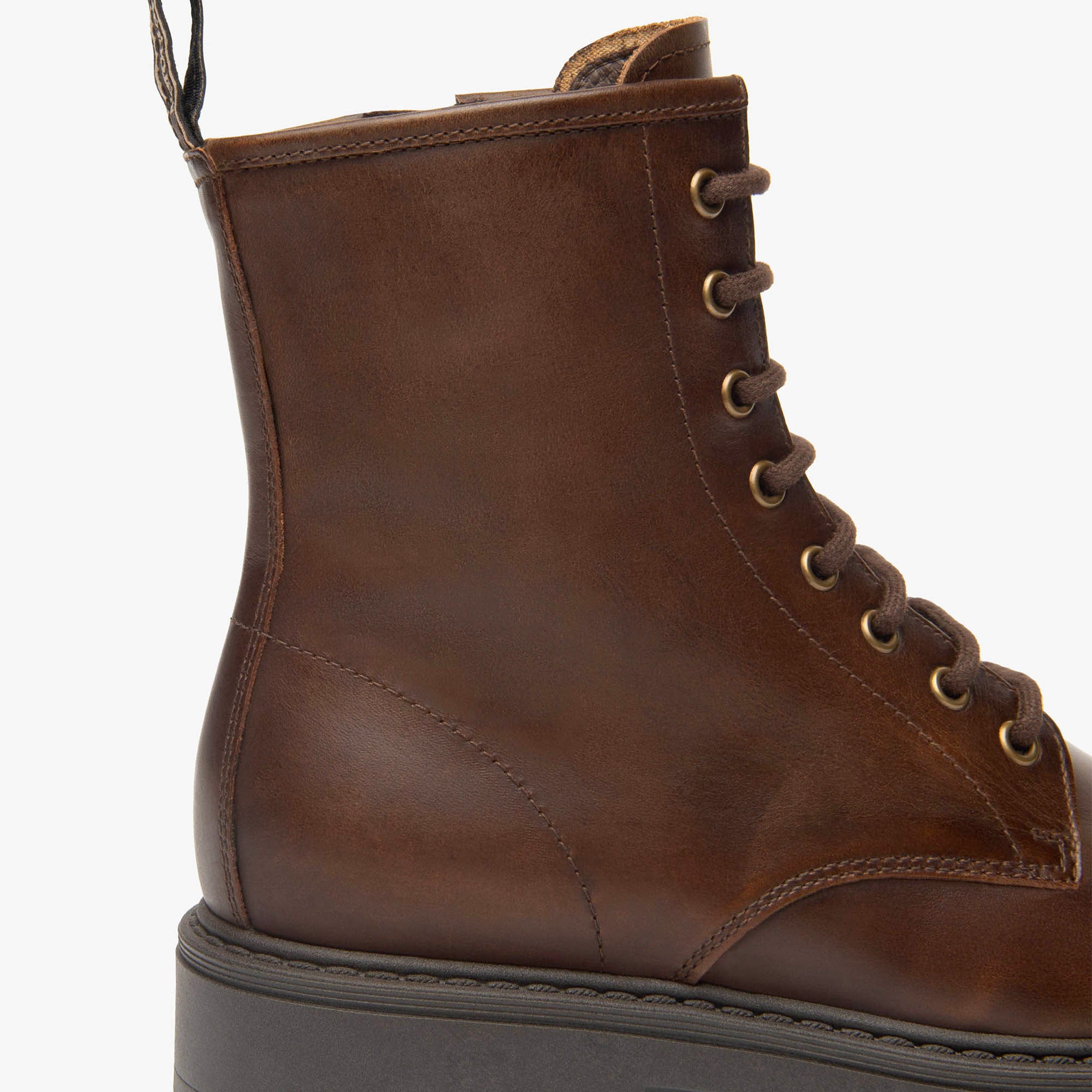 DELAVATO_TR_PADOVA_LIGHT_TMO_I513944D_412_Image_3