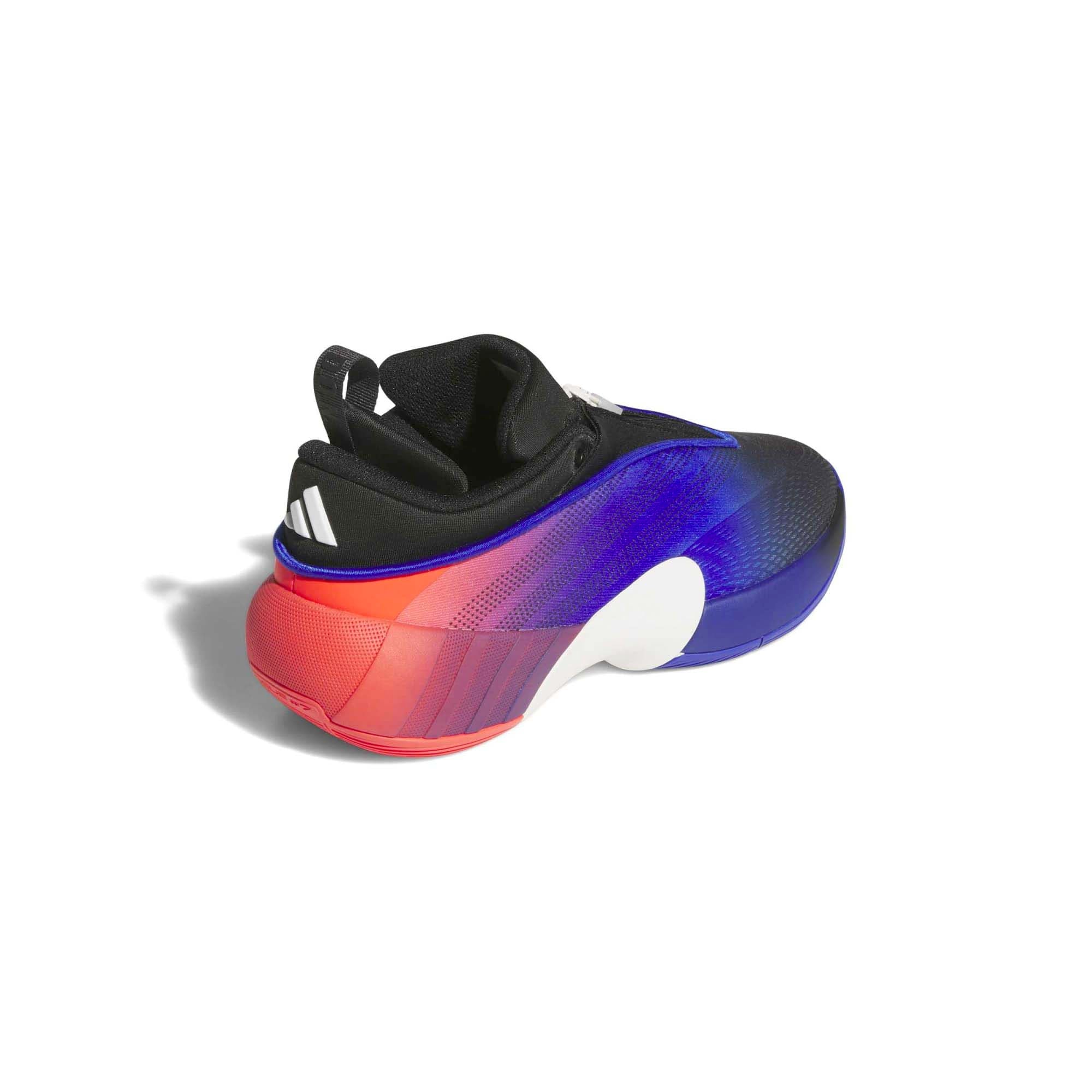 DON_ISSUE_7_J_JQ6833_LUCREDC_Image_4