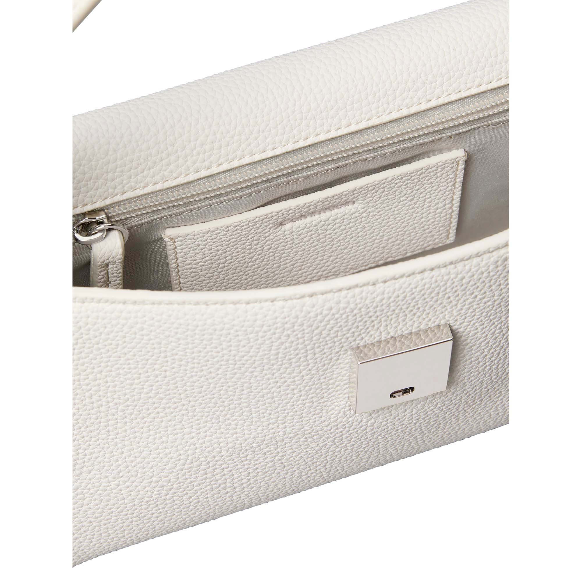 EMBLEM_HW_PEBBLE_SHOULDER_BAG_25_LV04F3425G_4LX_Image_3